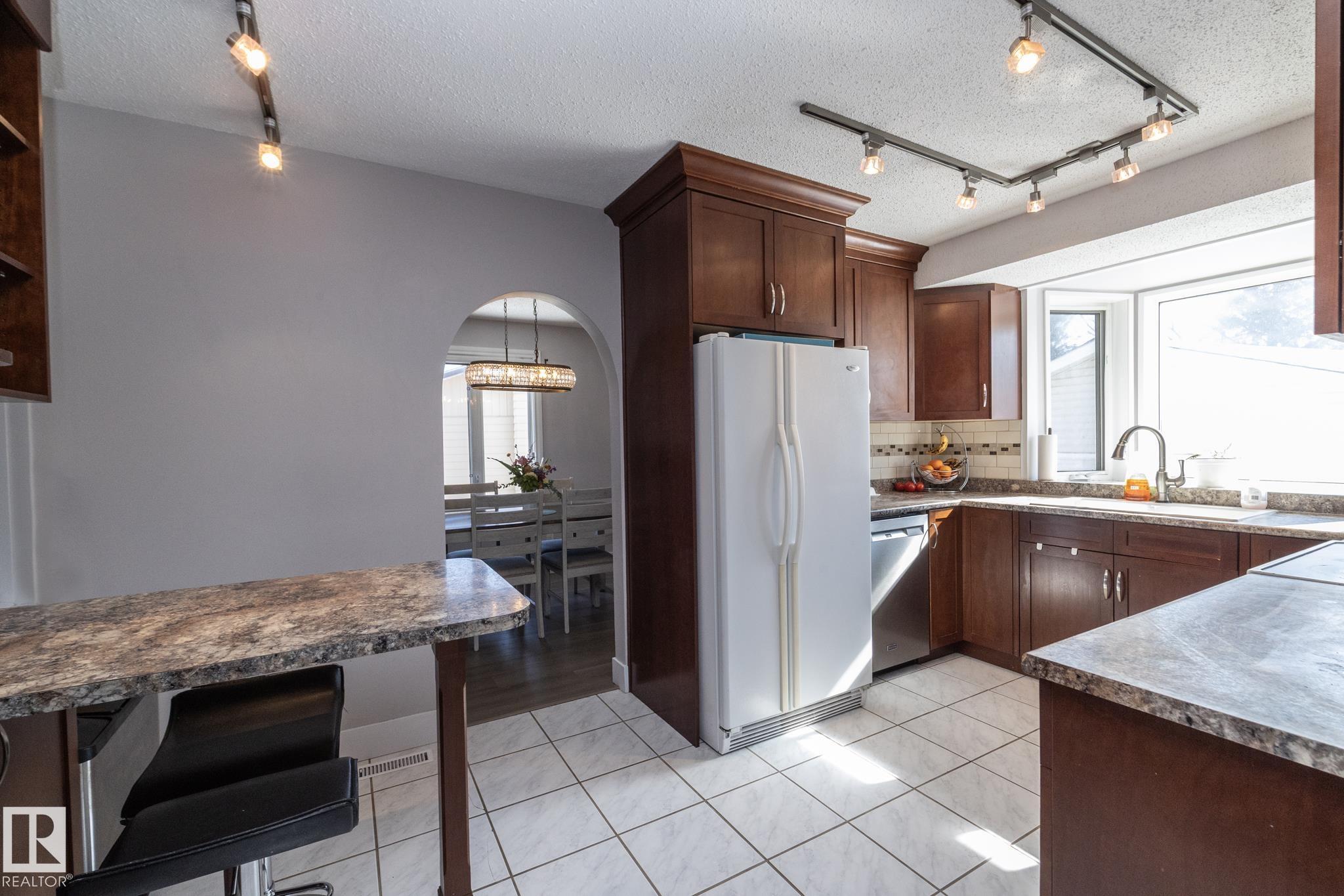 Photo 42 at 40 Attwood Drive, Akinsdale, St. Albert