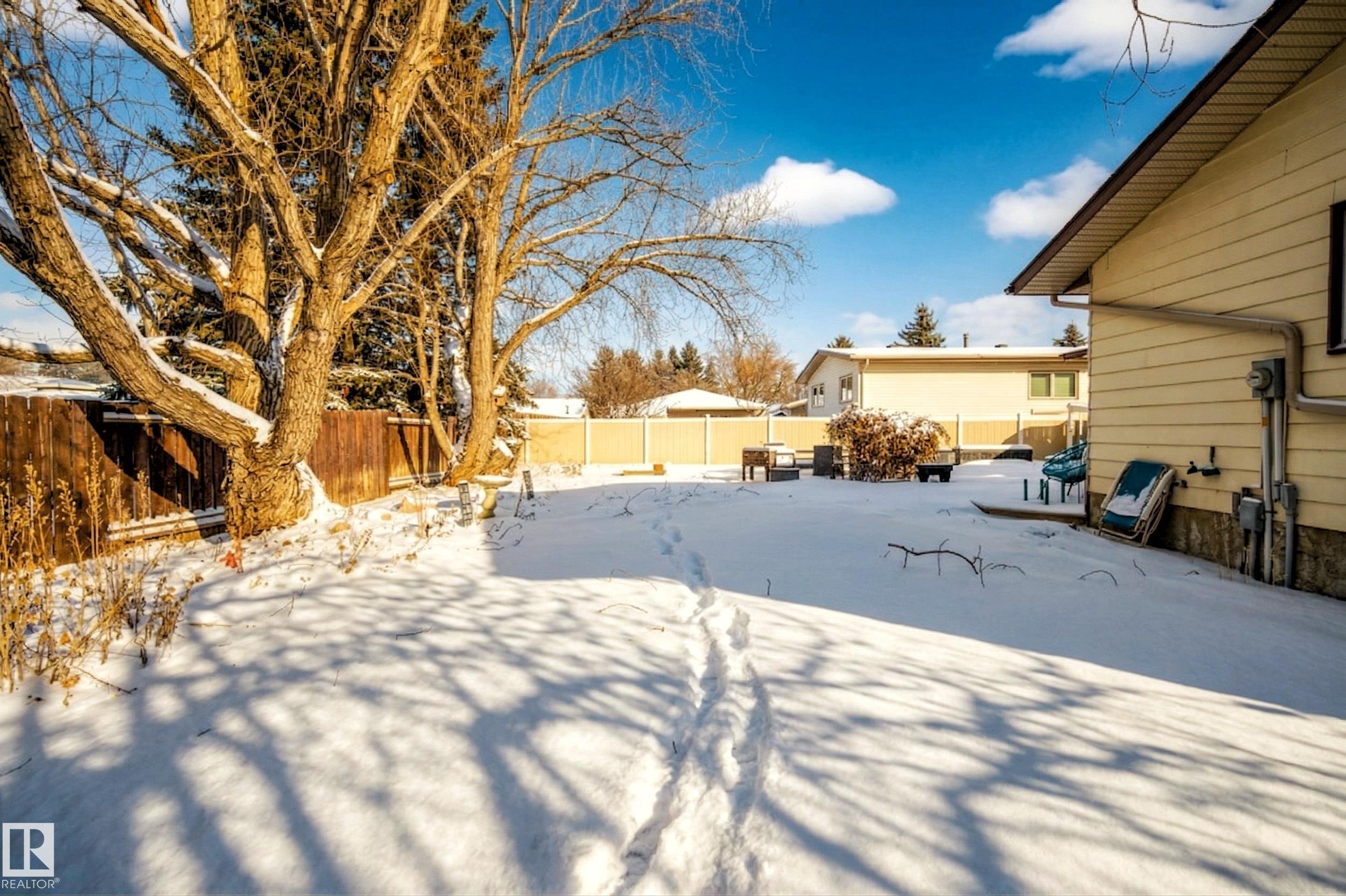 Photo 19 at 17 Austin Crescent, Akinsdale, St. Albert