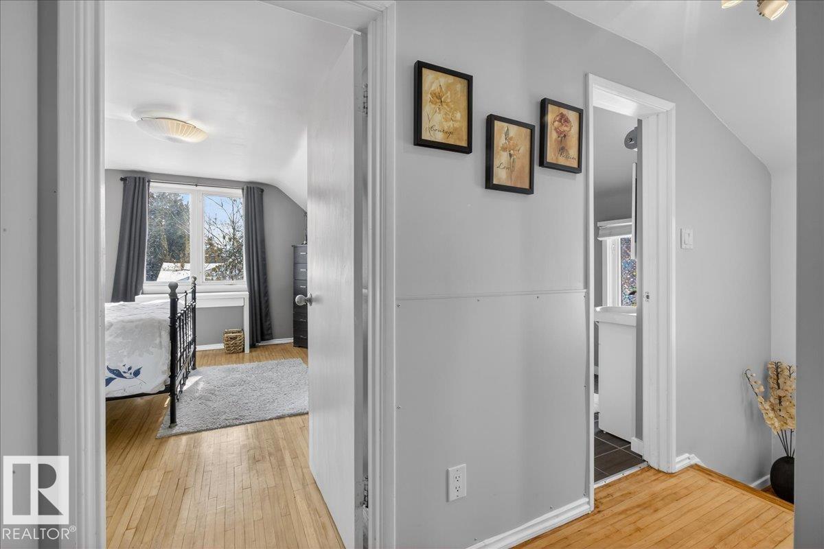 Photo 27 at 11302 56 Street NW, Highlands, Edmonton