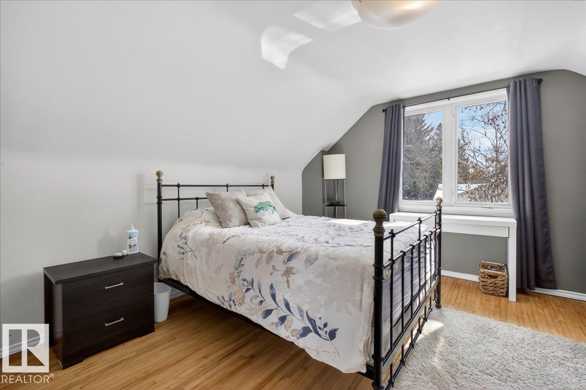 Photo 29 at 11302 56 Street NW, Highlands, Edmonton