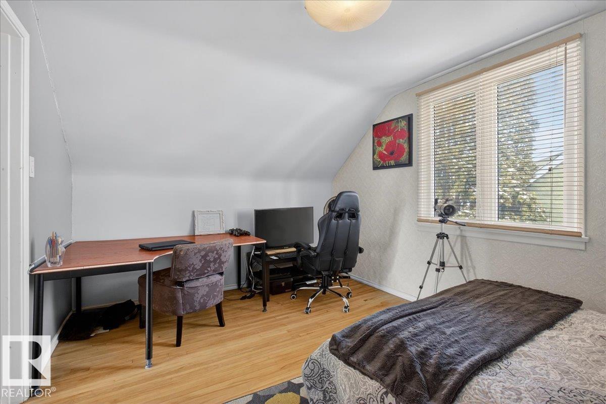 Photo 36 at 11302 56 Street NW, Highlands, Edmonton