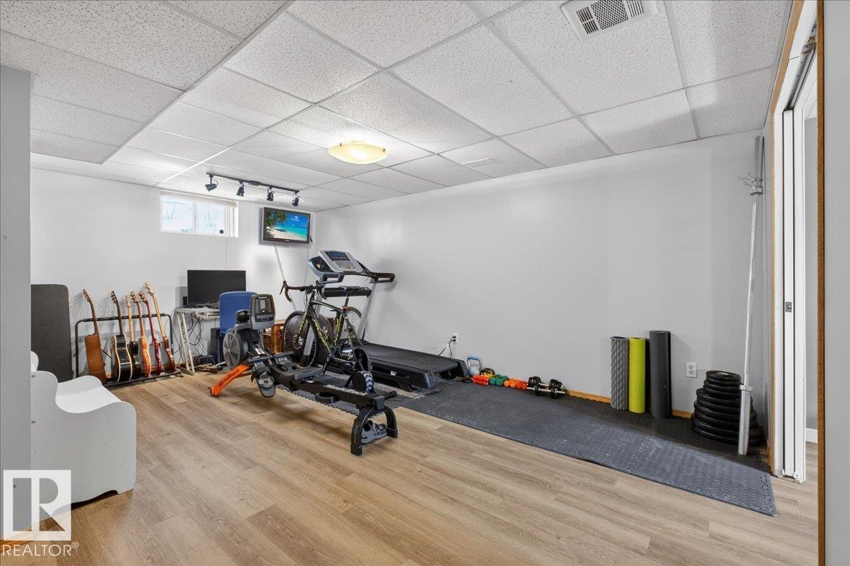 Photo 37 at 11302 56 Street NW, Highlands, Edmonton