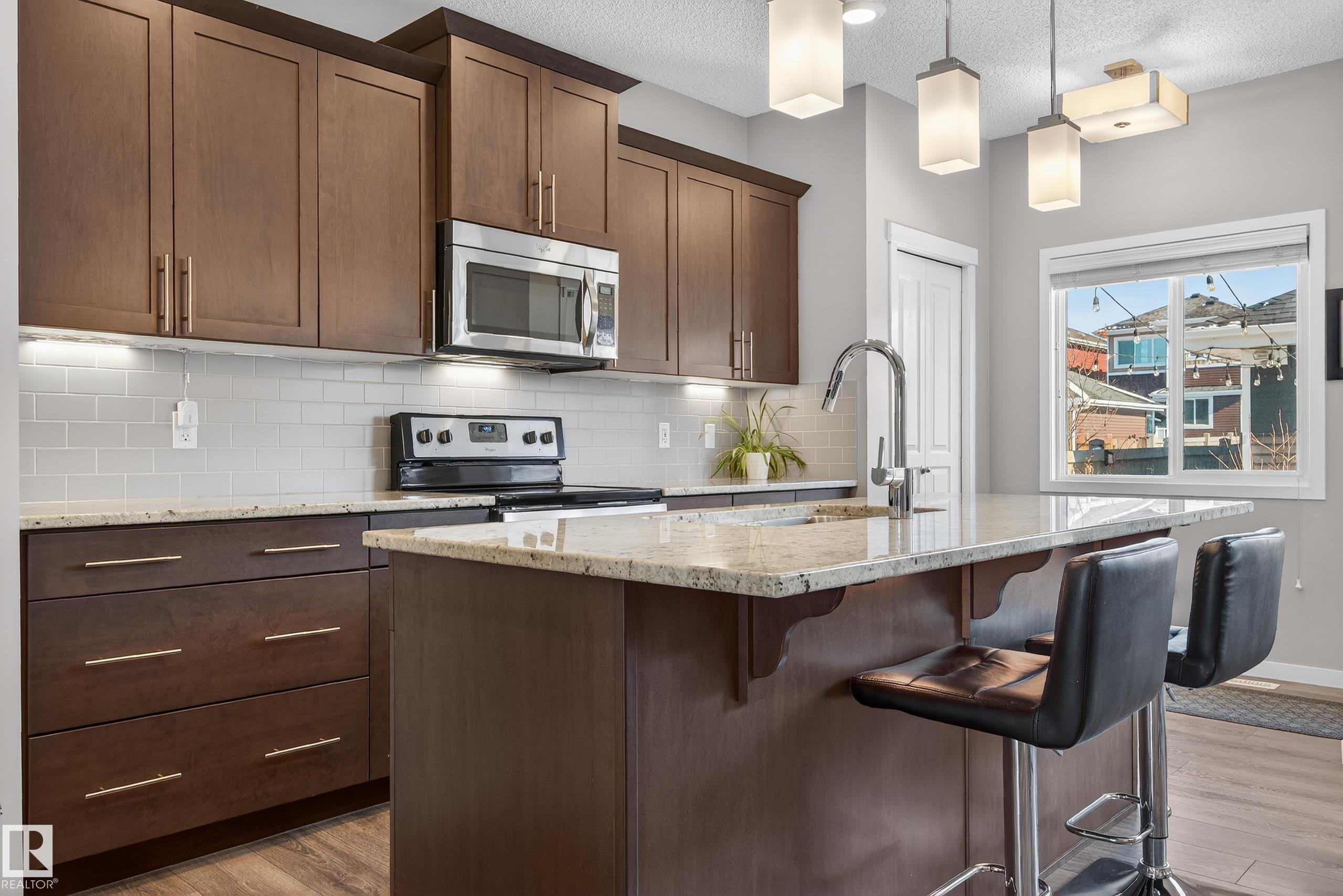 Photo 8 at 239 Ebbers Boulevard NW, Ebbers, Edmonton