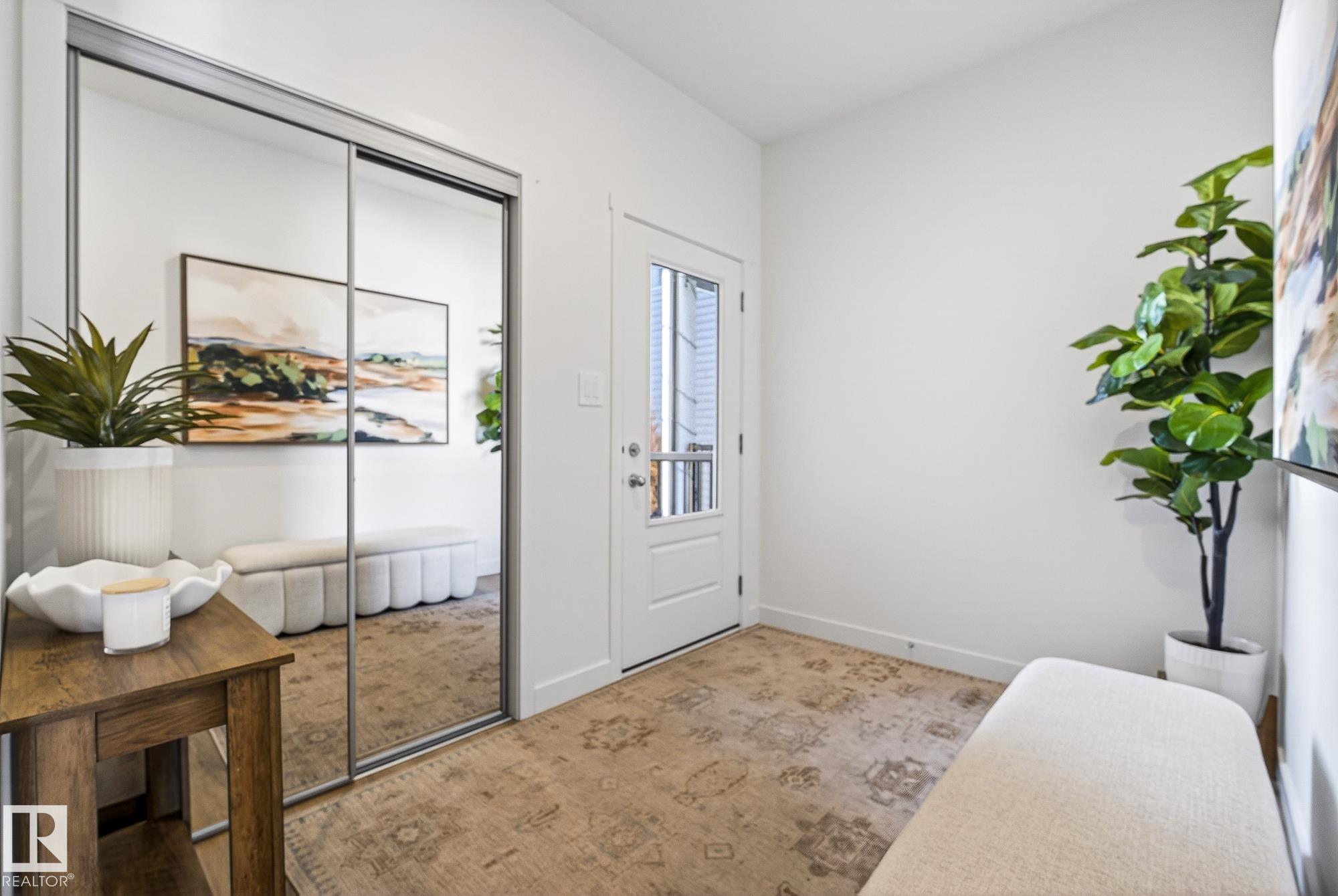 18 Nouveau Drive, North Ridge, St. Albert