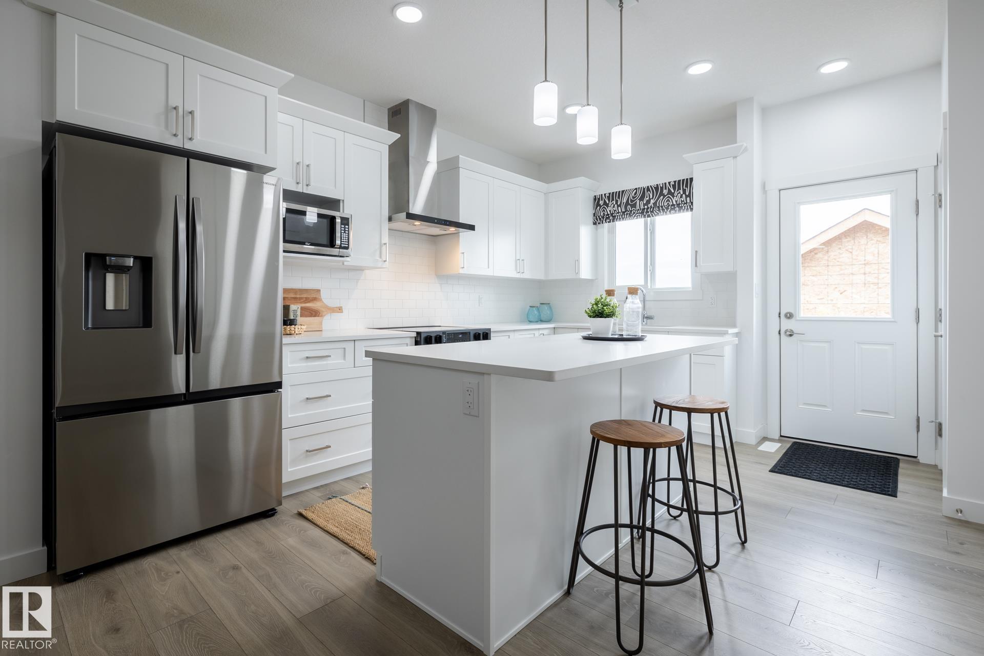 Photo 6 at 20818 15a Avenue NW, Stillwater, Edmonton