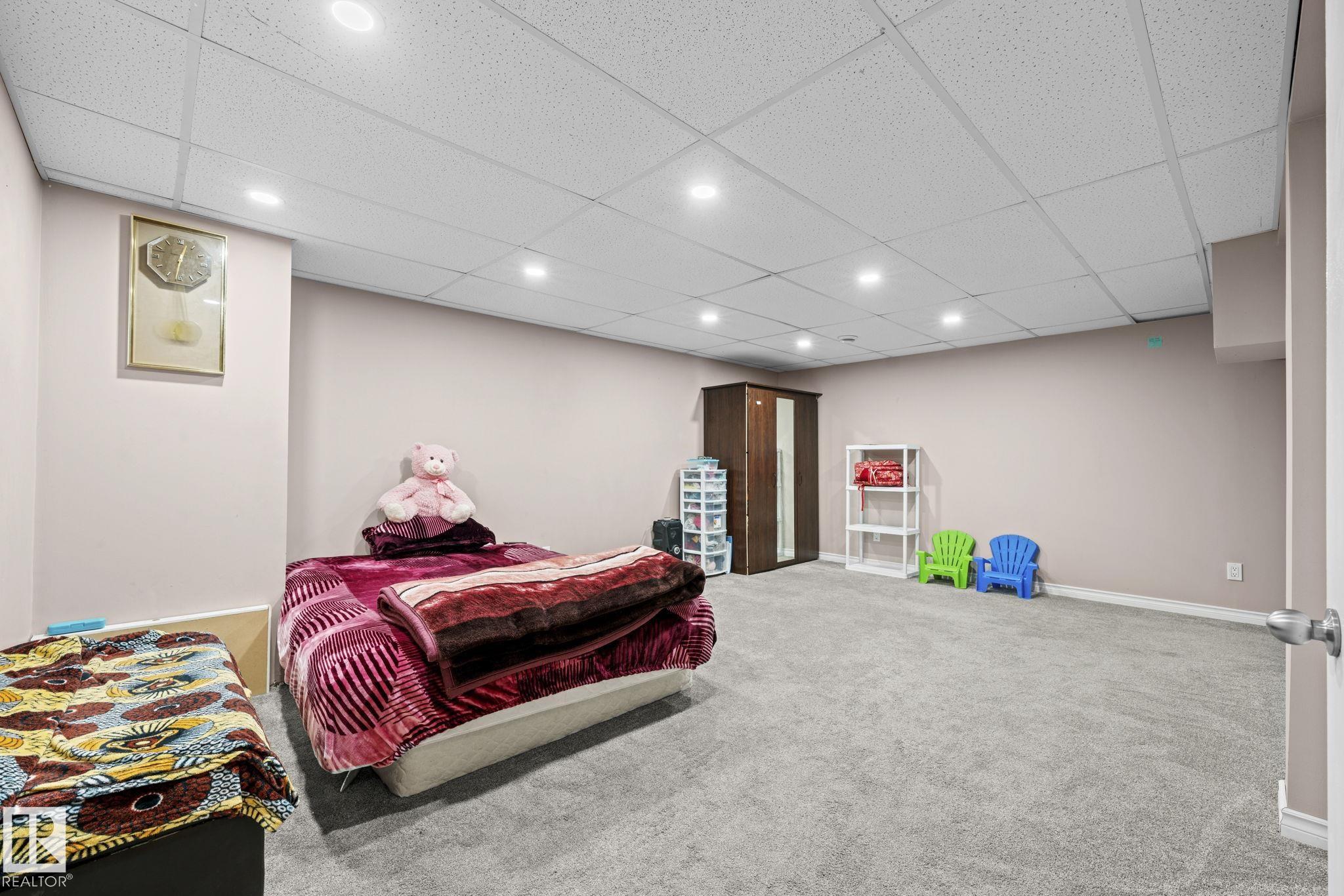 Photo 33 at 5418 17a Avenue NW, Meyokumin, Edmonton