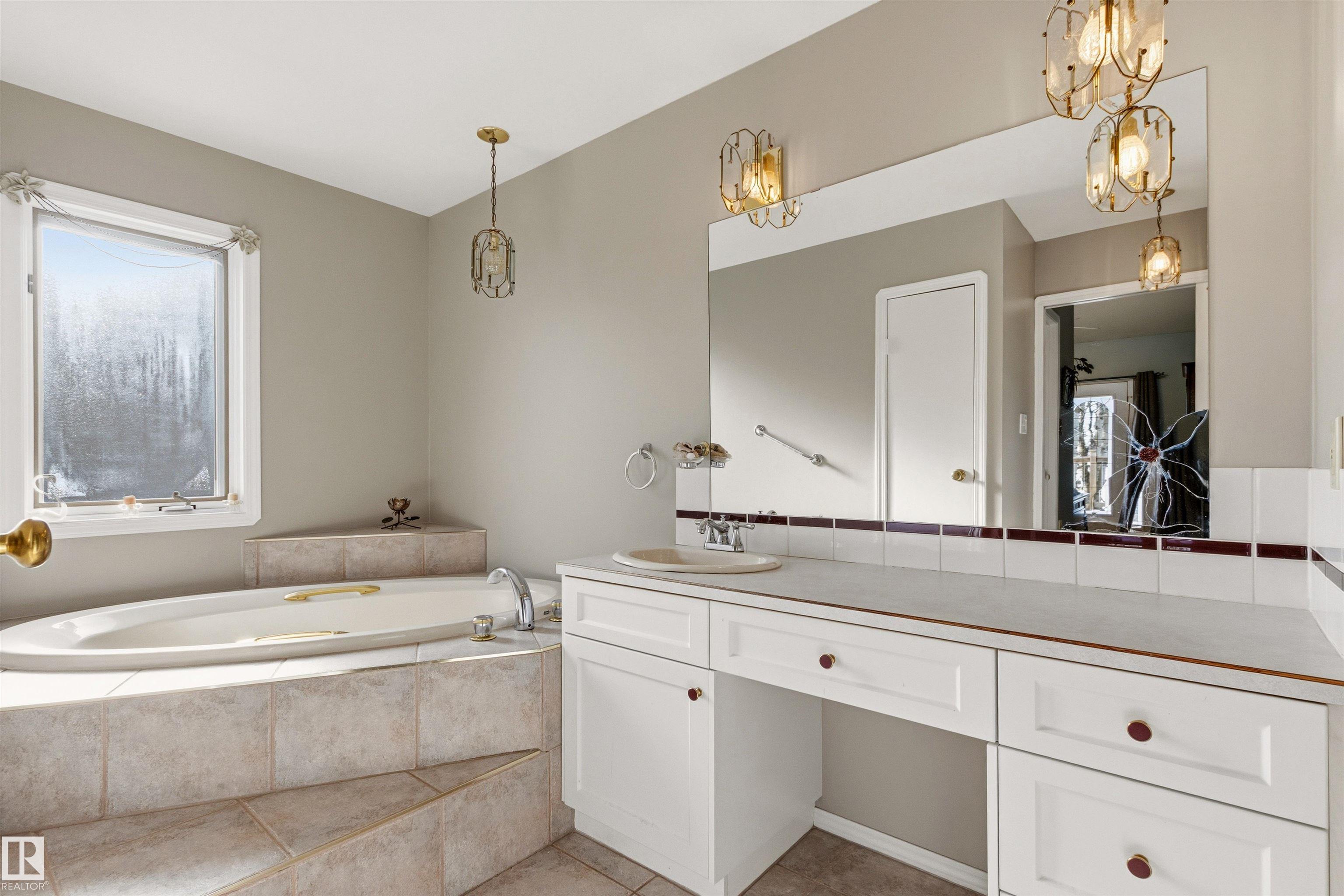 Photo 19 at 16 - 53004 Rge Road 54a, South Seba Beach, Rural Parkland County