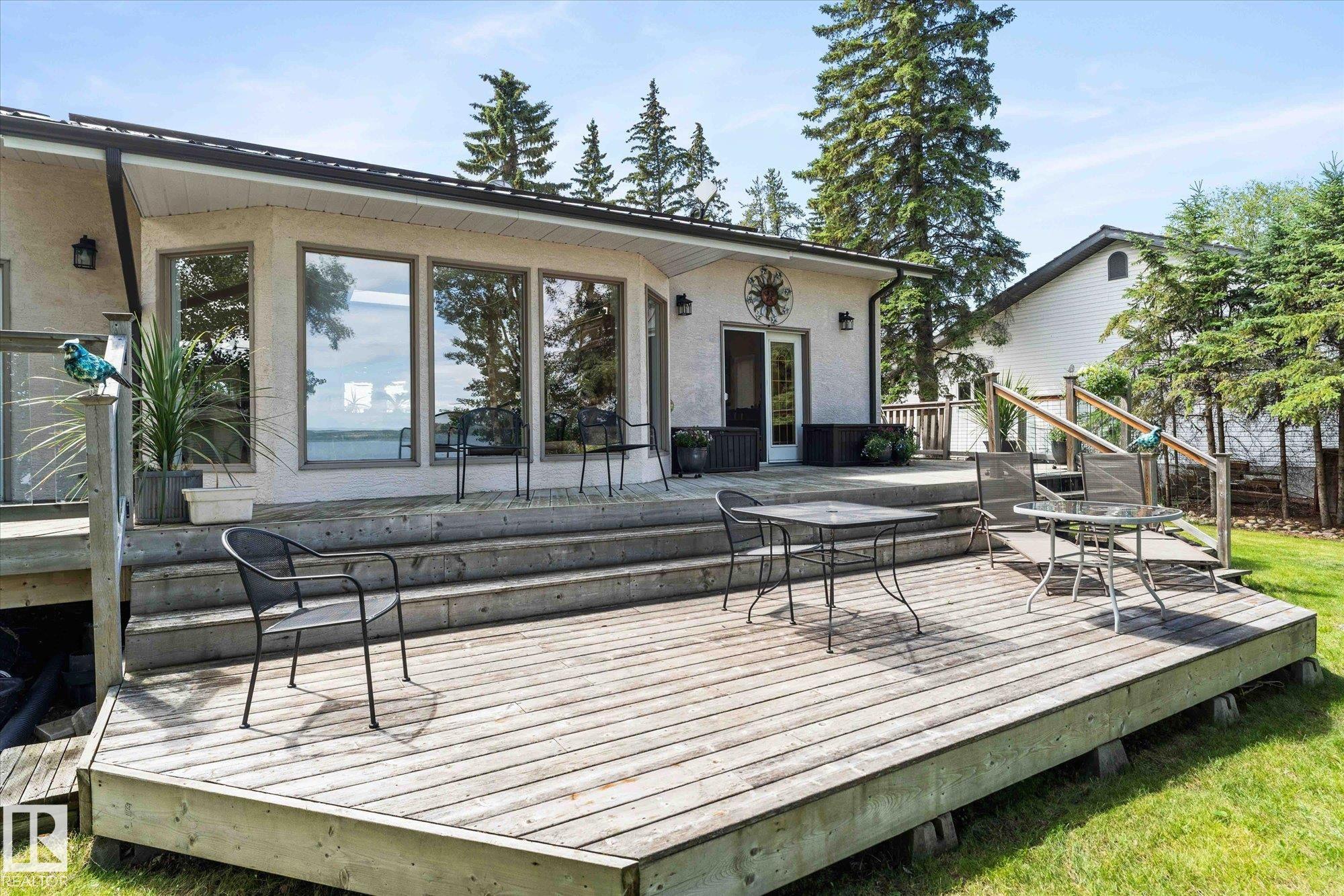 Photo 27 at 16 - 53004 Rge Road 54a, South Seba Beach, Rural Parkland County