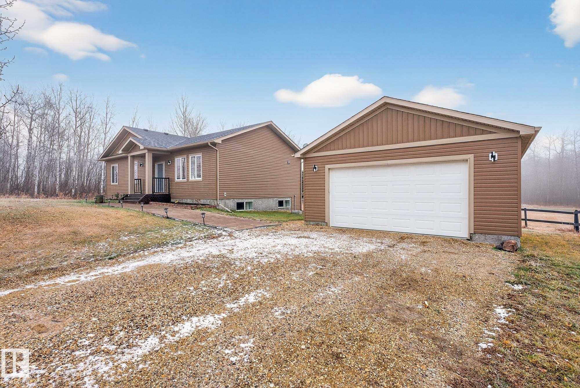 Photo 13 at 55108 Rge Road 15, Bridlewood Mews, Rural Lac Ste. Anne County