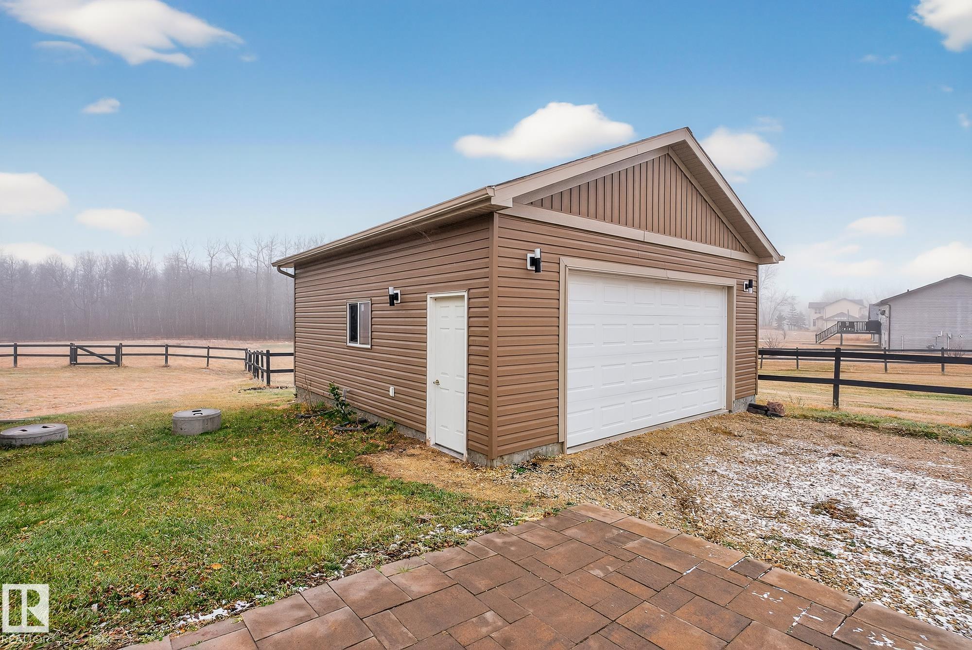 Photo 17 at 55108 Rge Road 15, Bridlewood Mews, Rural Lac Ste. Anne County