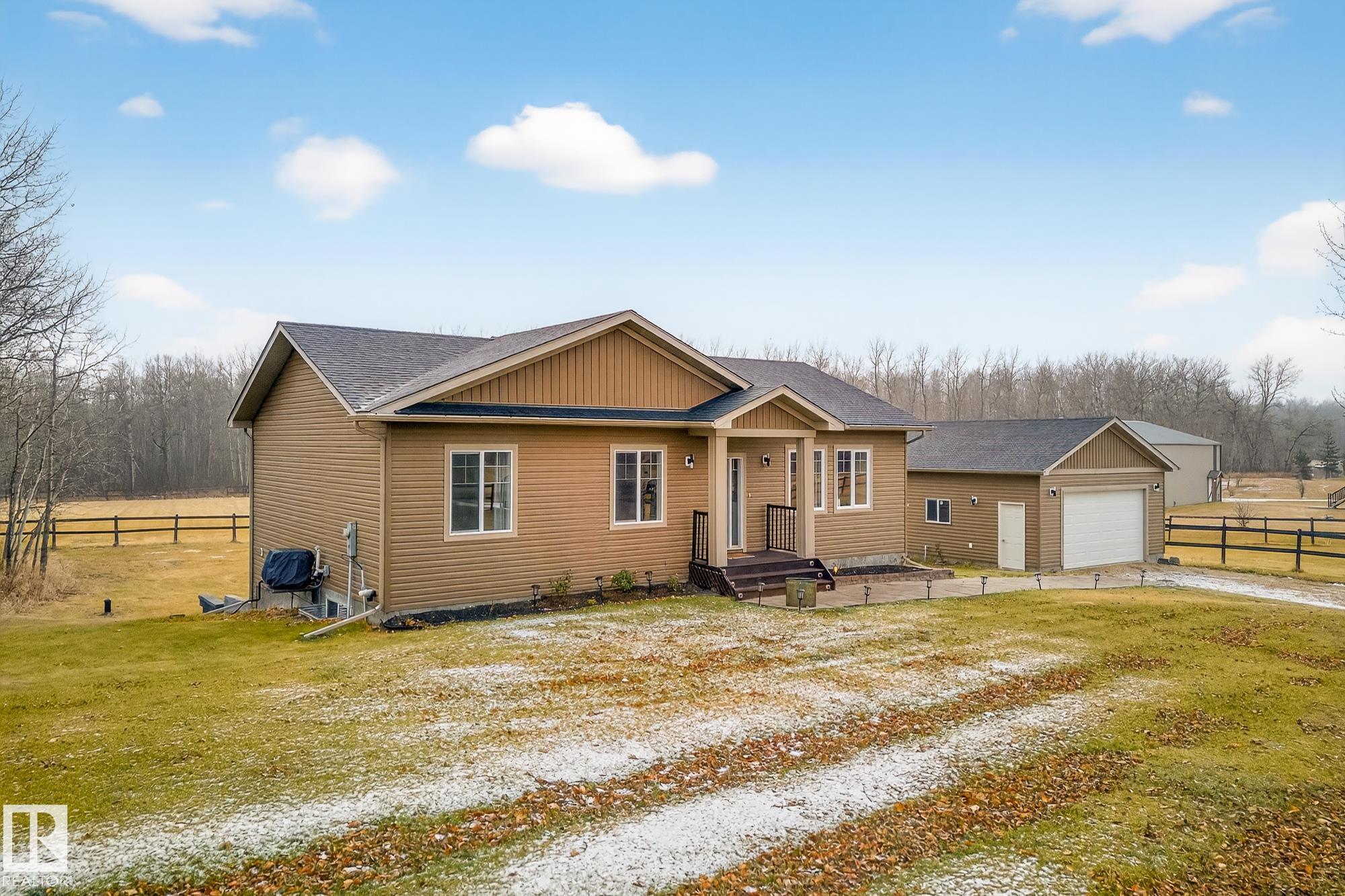 Photo 5 at 55108 Rge Road 15, Bridlewood Mews, Rural Lac Ste. Anne County