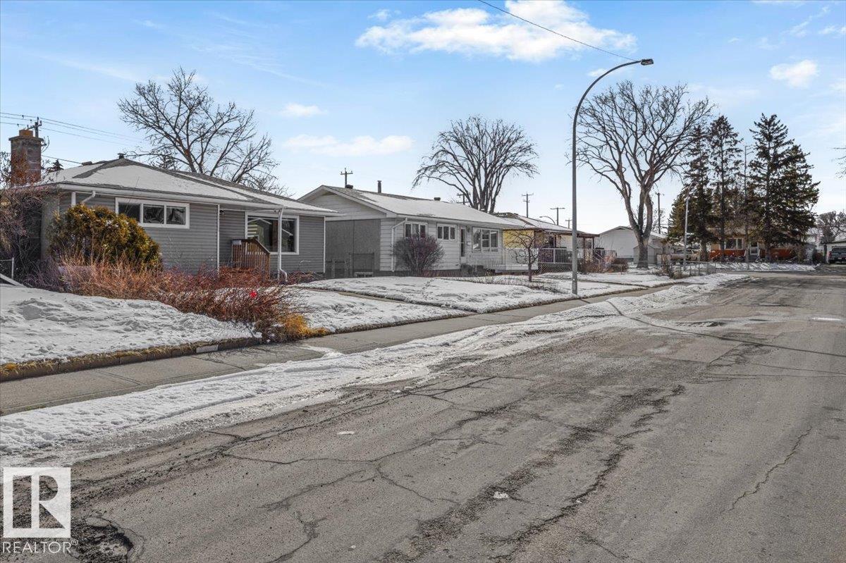 12109 35 Street NW, Beacon Heights, Edmonton