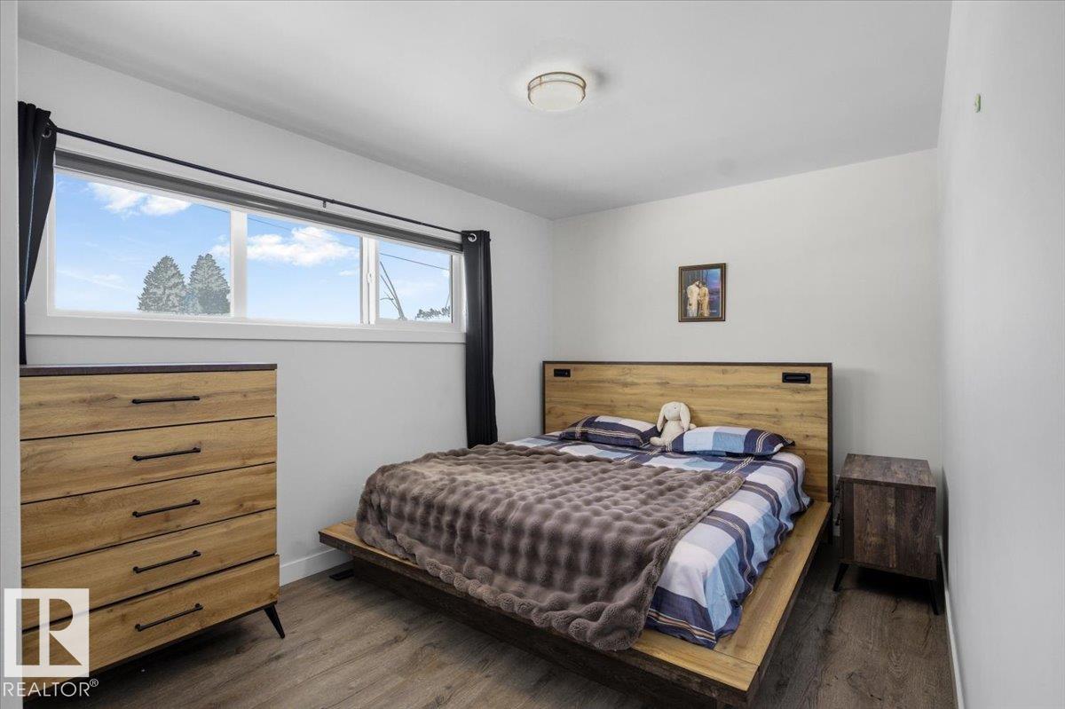 Photo 11 at 12109 35 Street NW, Beacon Heights, Edmonton