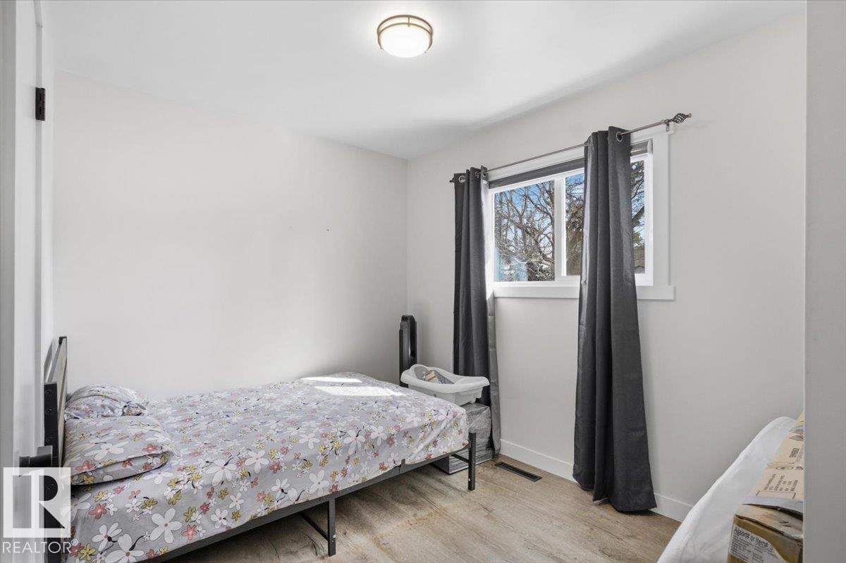 Photo 15 at 12109 35 Street NW, Beacon Heights, Edmonton