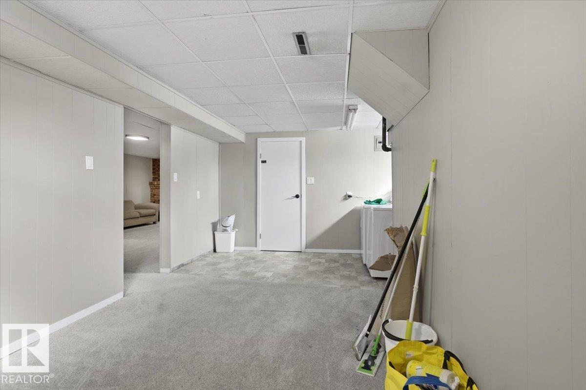 Photo 18 at 12109 35 Street NW, Beacon Heights, Edmonton