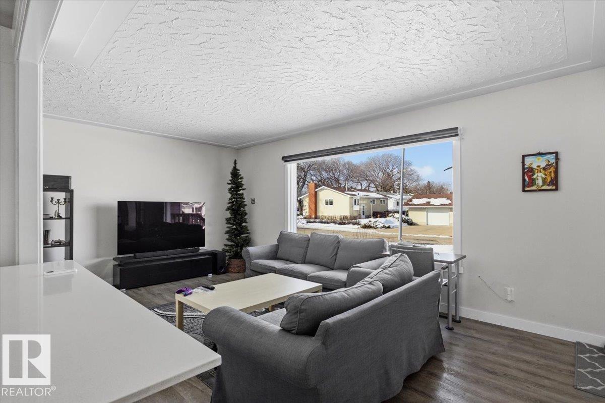 12109 35 Street NW, Beacon Heights, Edmonton