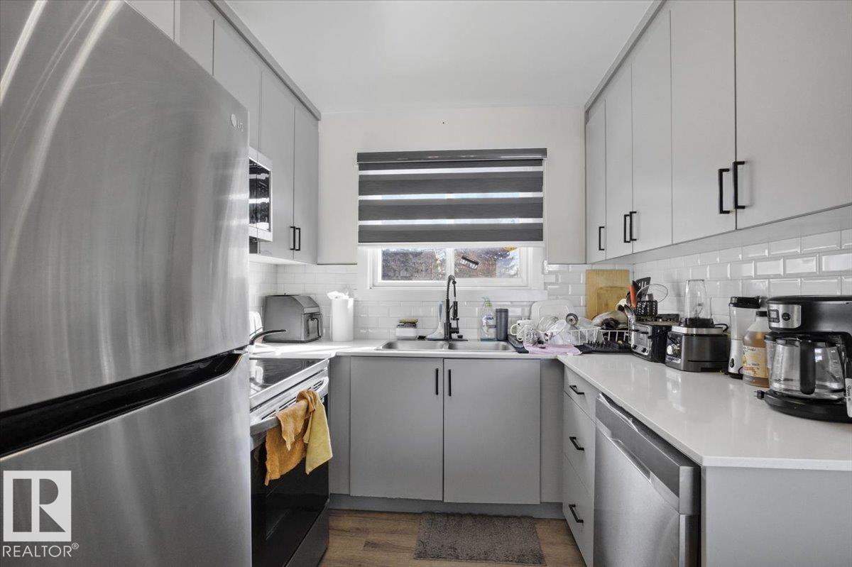 Photo 7 at 12109 35 Street NW, Beacon Heights, Edmonton