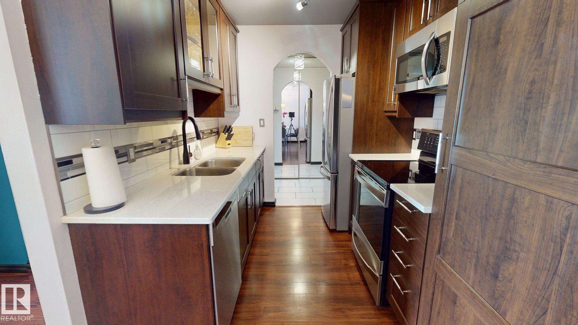 421 - 10511 19 Avenue NW, Keheewin, Edmonton