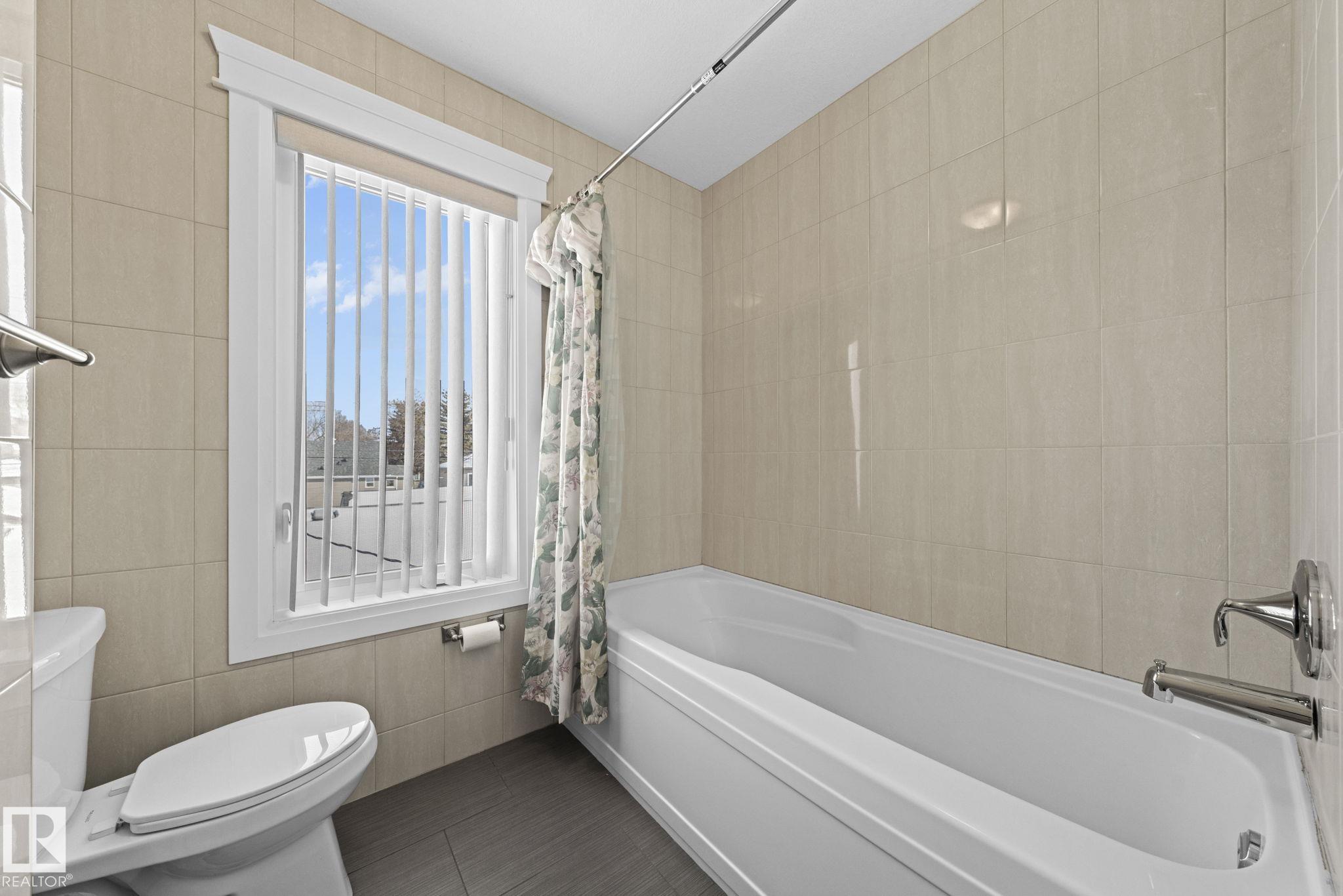 Photo 36 at 12913 124 Street NW, Calder, Edmonton