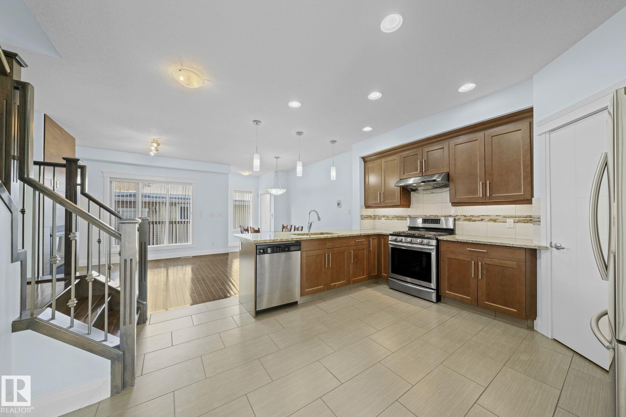 Photo 7 at 12913 124 Street NW, Calder, Edmonton