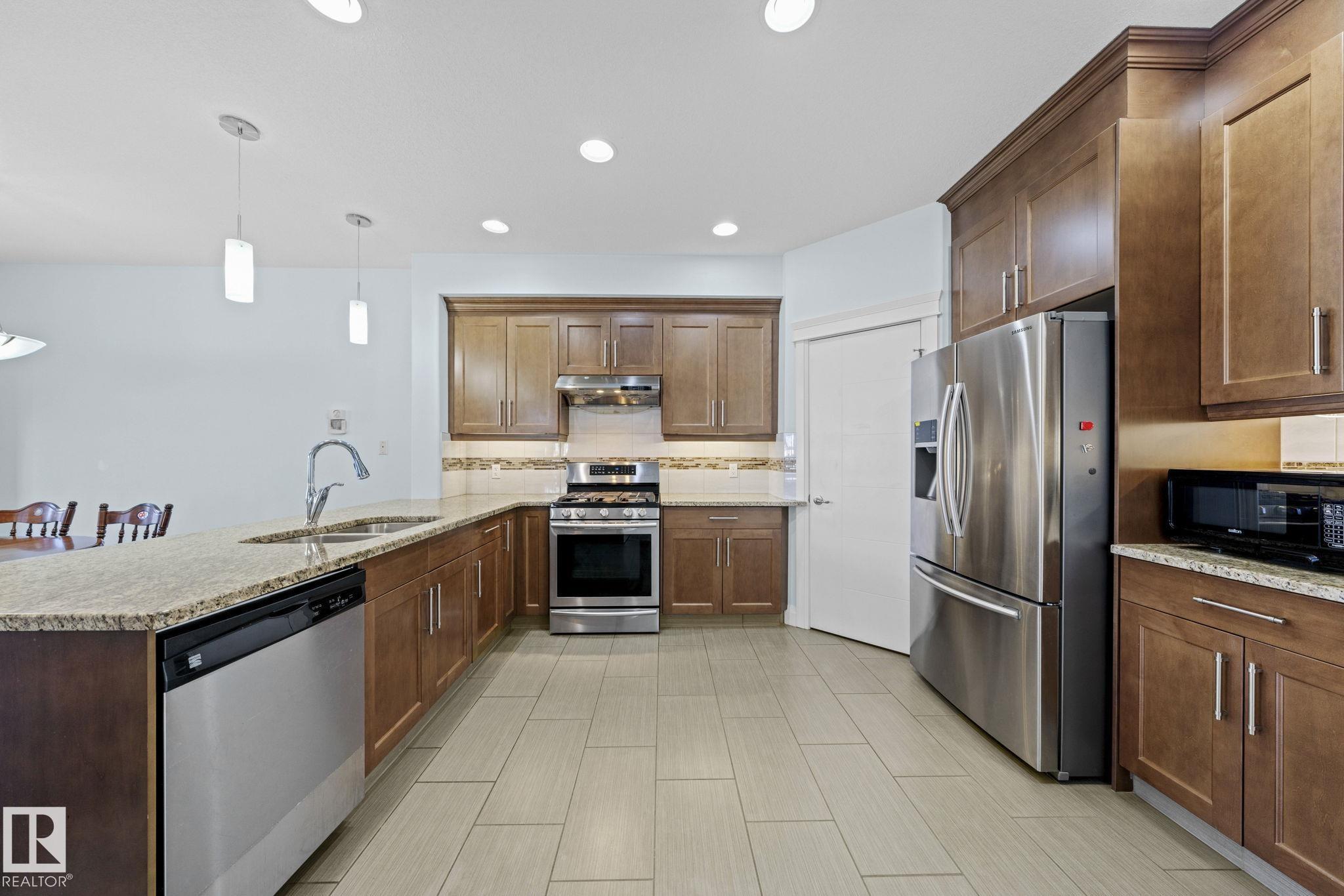 Photo 9 at 12913 124 Street NW, Calder, Edmonton