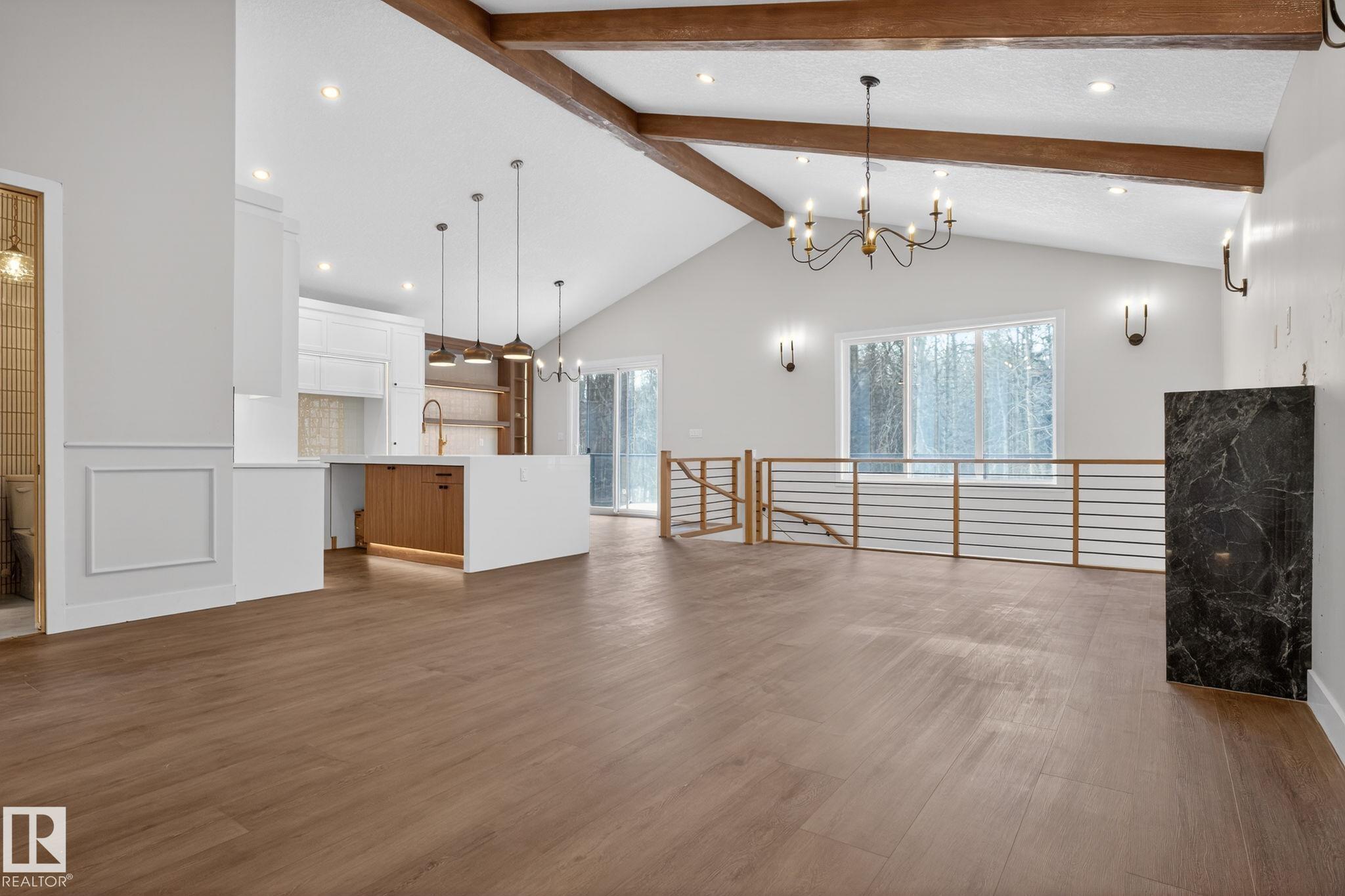 Photo 12 at 1129 Gyrfalcon Crescent NW, Hawks Ridge, Edmonton