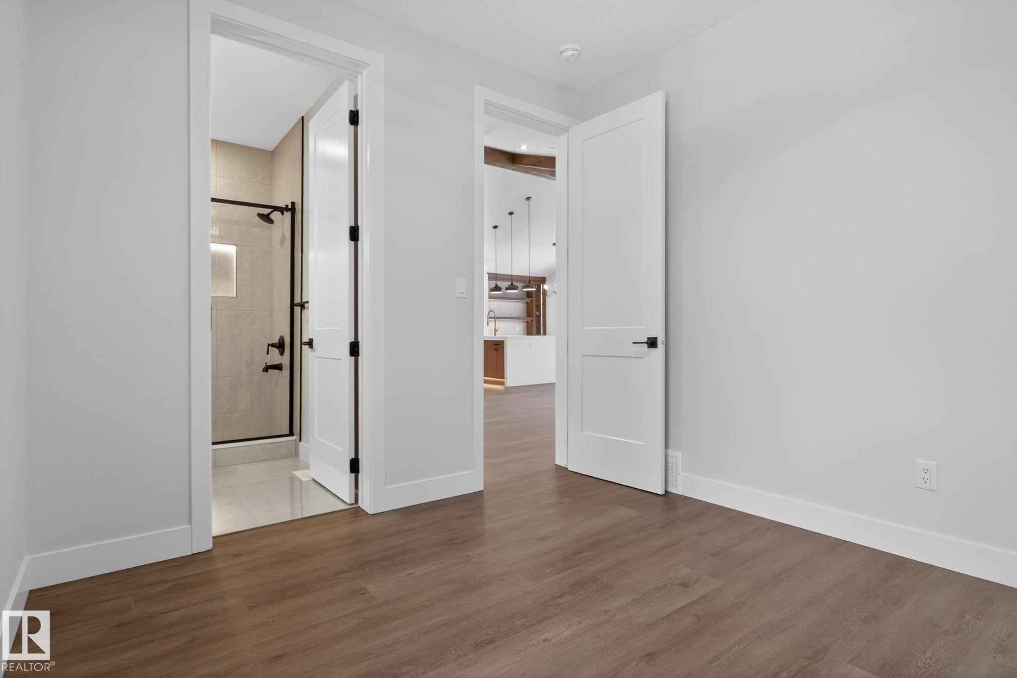 Photo 36 at 1129 Gyrfalcon Crescent NW, Hawks Ridge, Edmonton