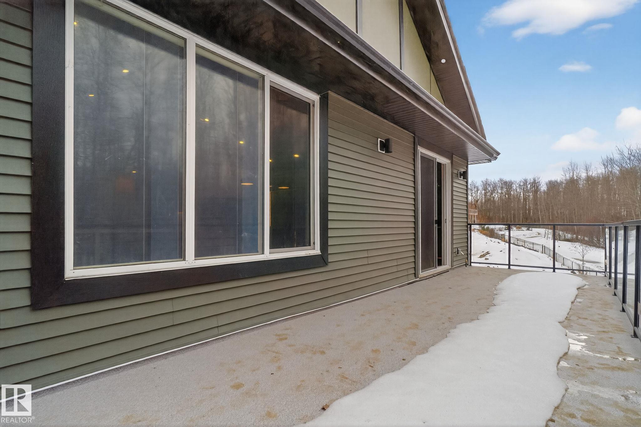 Photo 41 at 1129 Gyrfalcon Crescent NW, Hawks Ridge, Edmonton