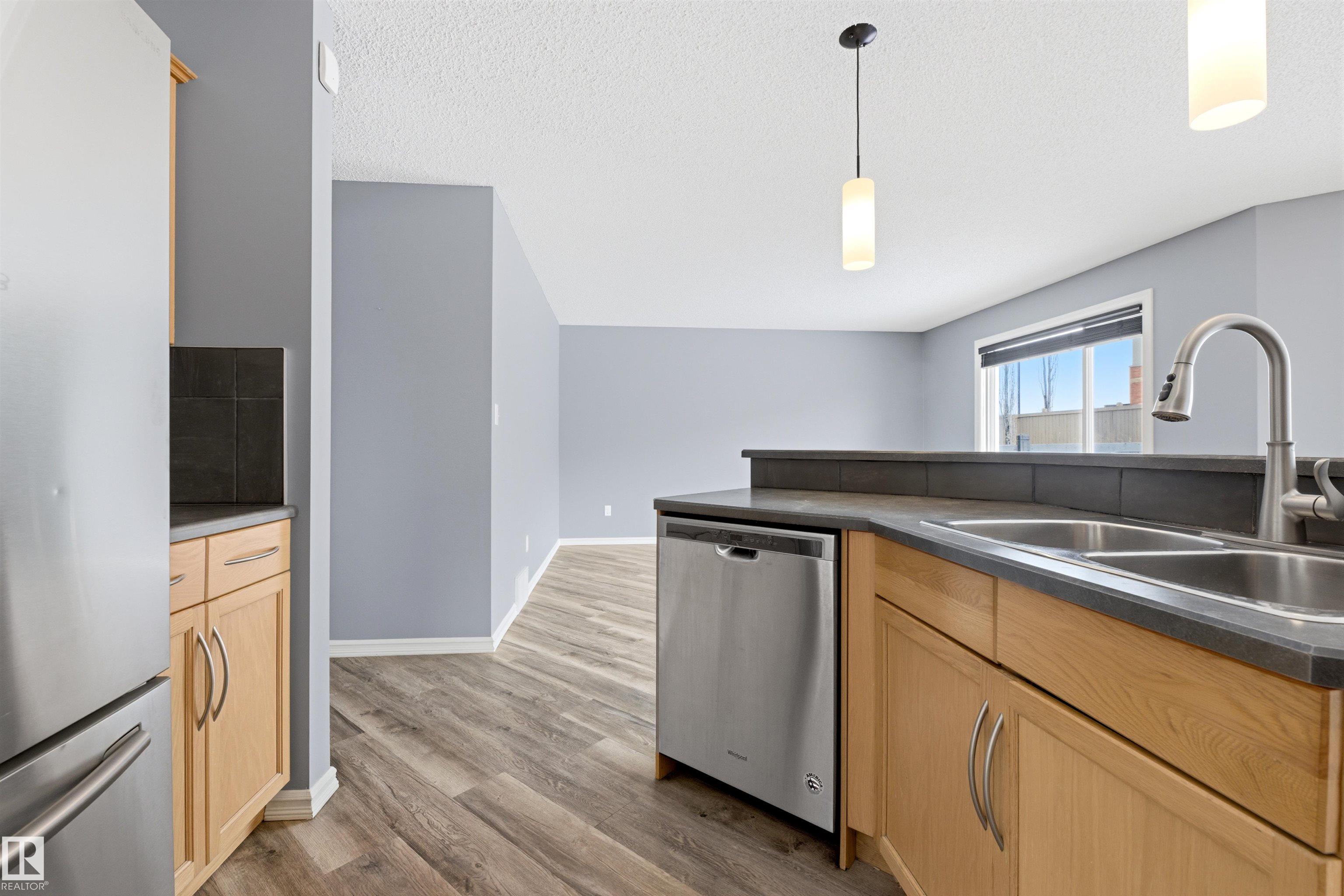 Photo 15 at 125 Rue Masson, Montalet, Beaumont