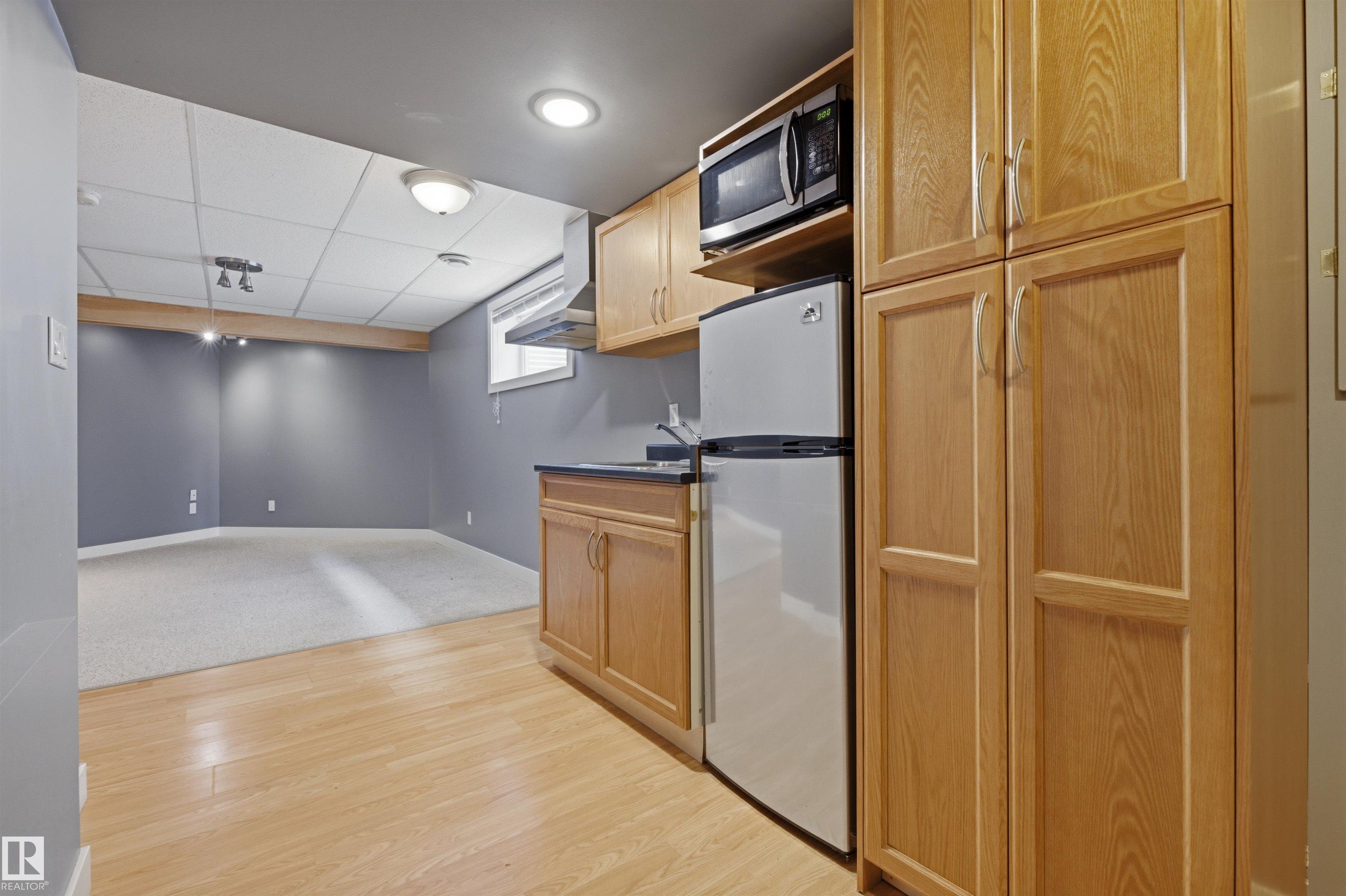 Photo 41 at 125 Rue Masson, Montalet, Beaumont