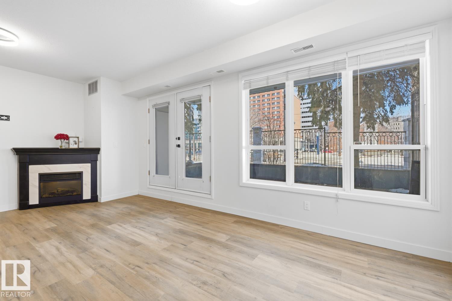 Photo 20 at 124 - 10023 110 Street NW, Wîhkwêntôwin, Edmonton