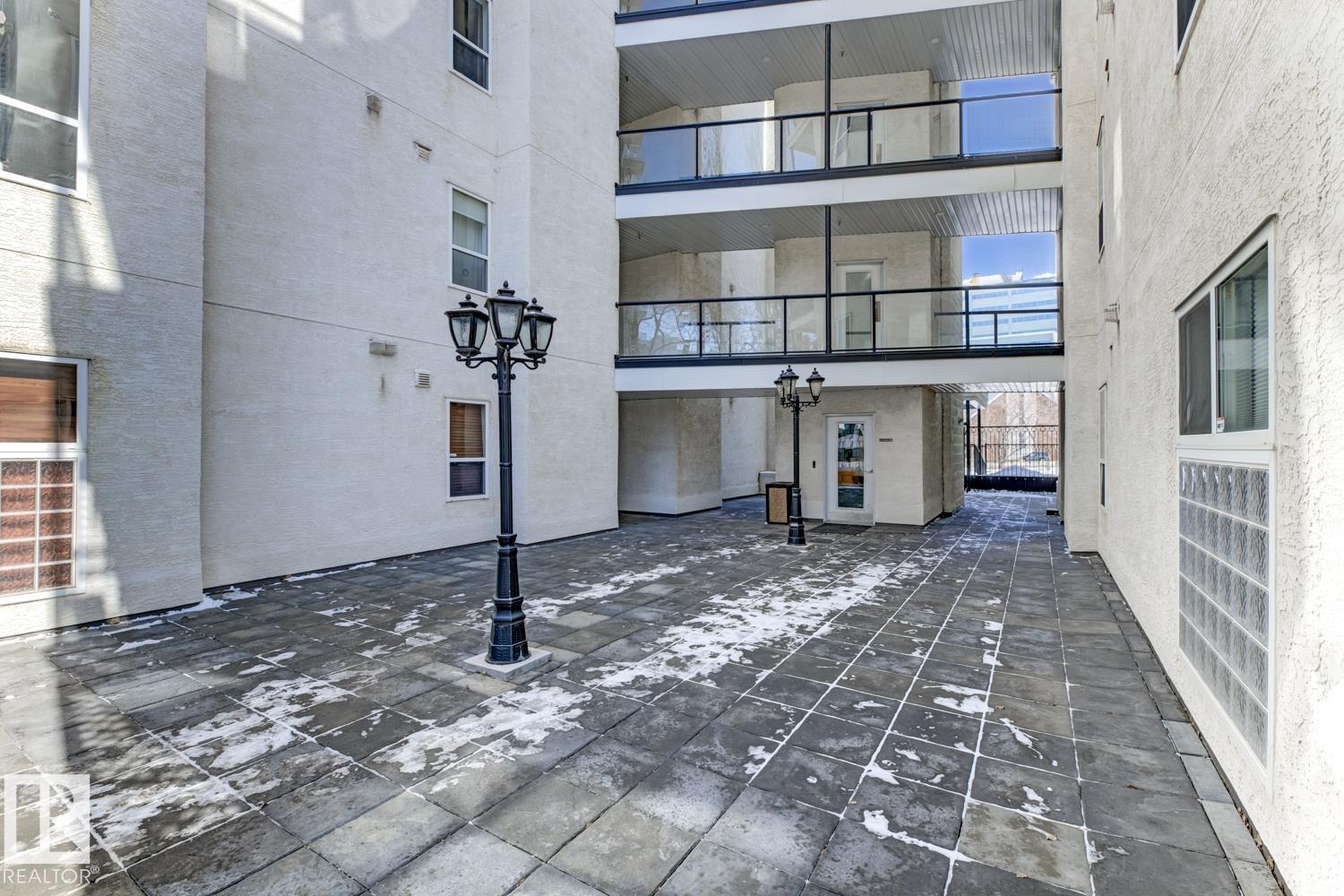 Photo 33 at 124 - 10023 110 Street NW, Wîhkwêntôwin, Edmonton