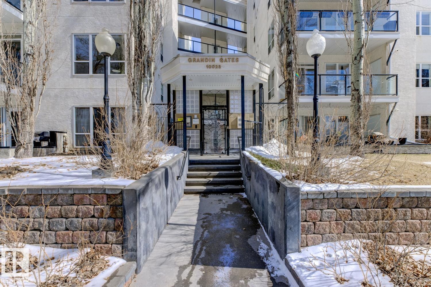 Photo 36 at 124 - 10023 110 Street NW, Wîhkwêntôwin, Edmonton