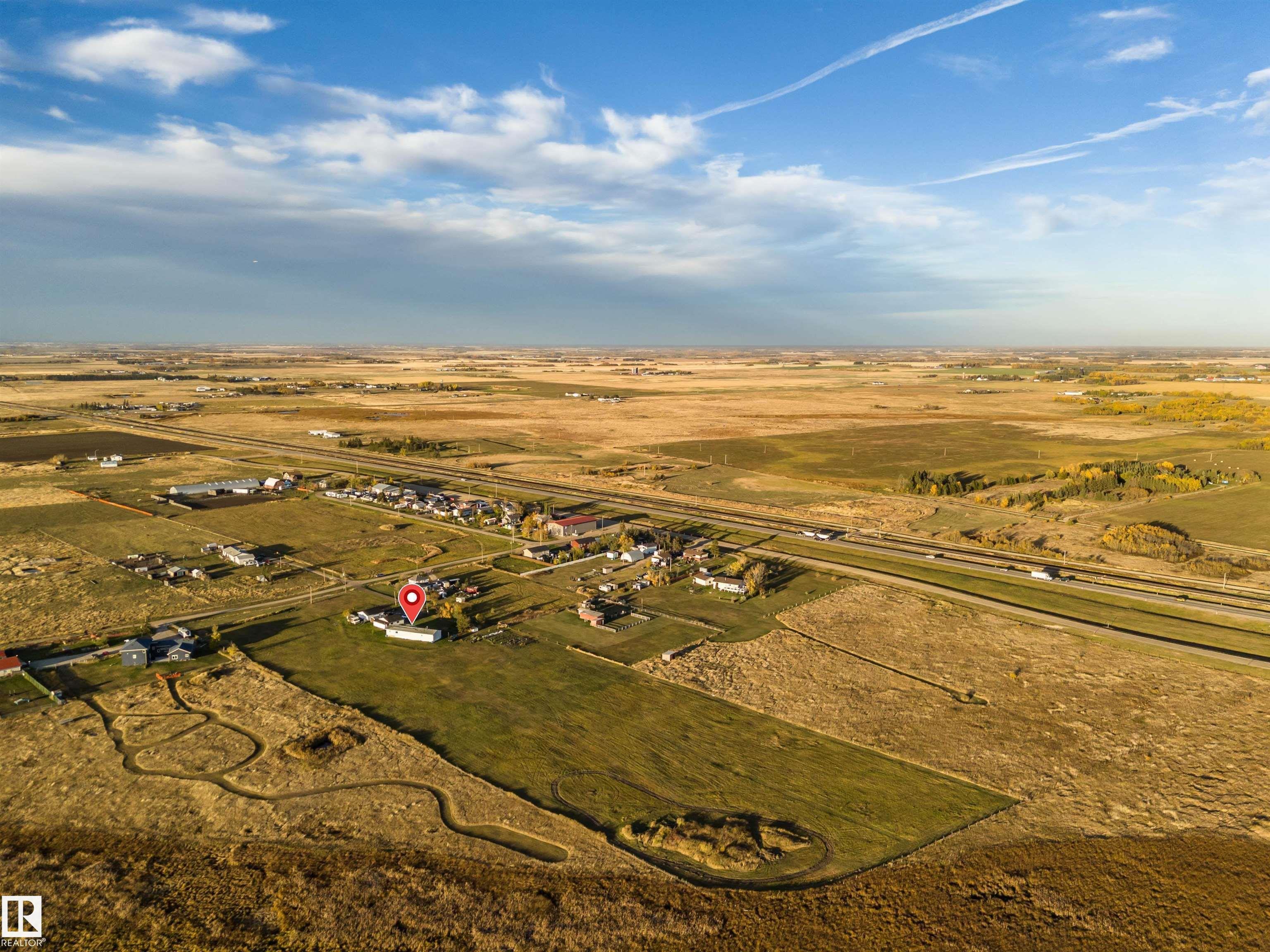 Photo 13 at 1050 - 48520 Hwy 2, None, Rural Leduc County