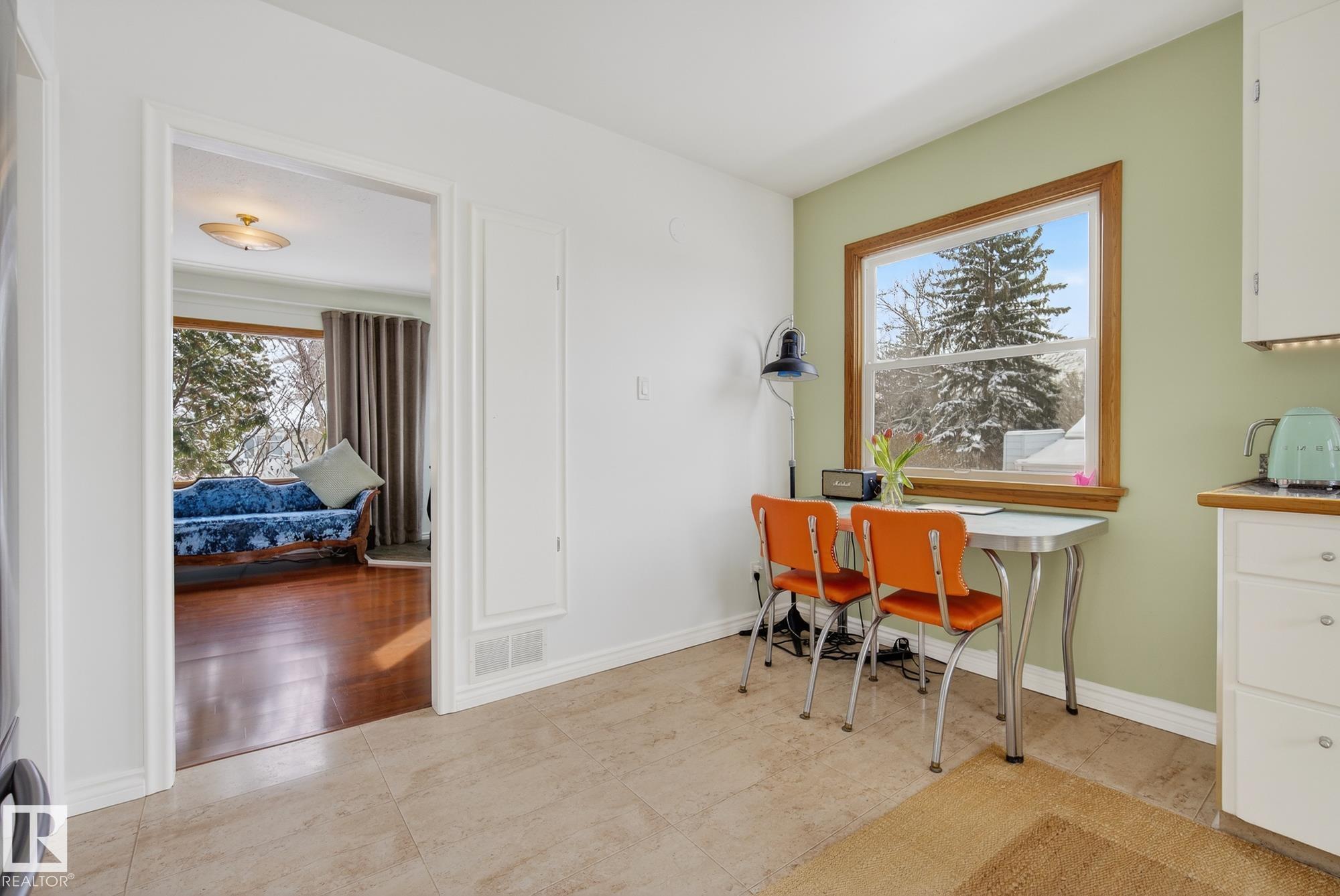 Photo 12 at 10336 80 Street NW, Forest Heights, Edmonton