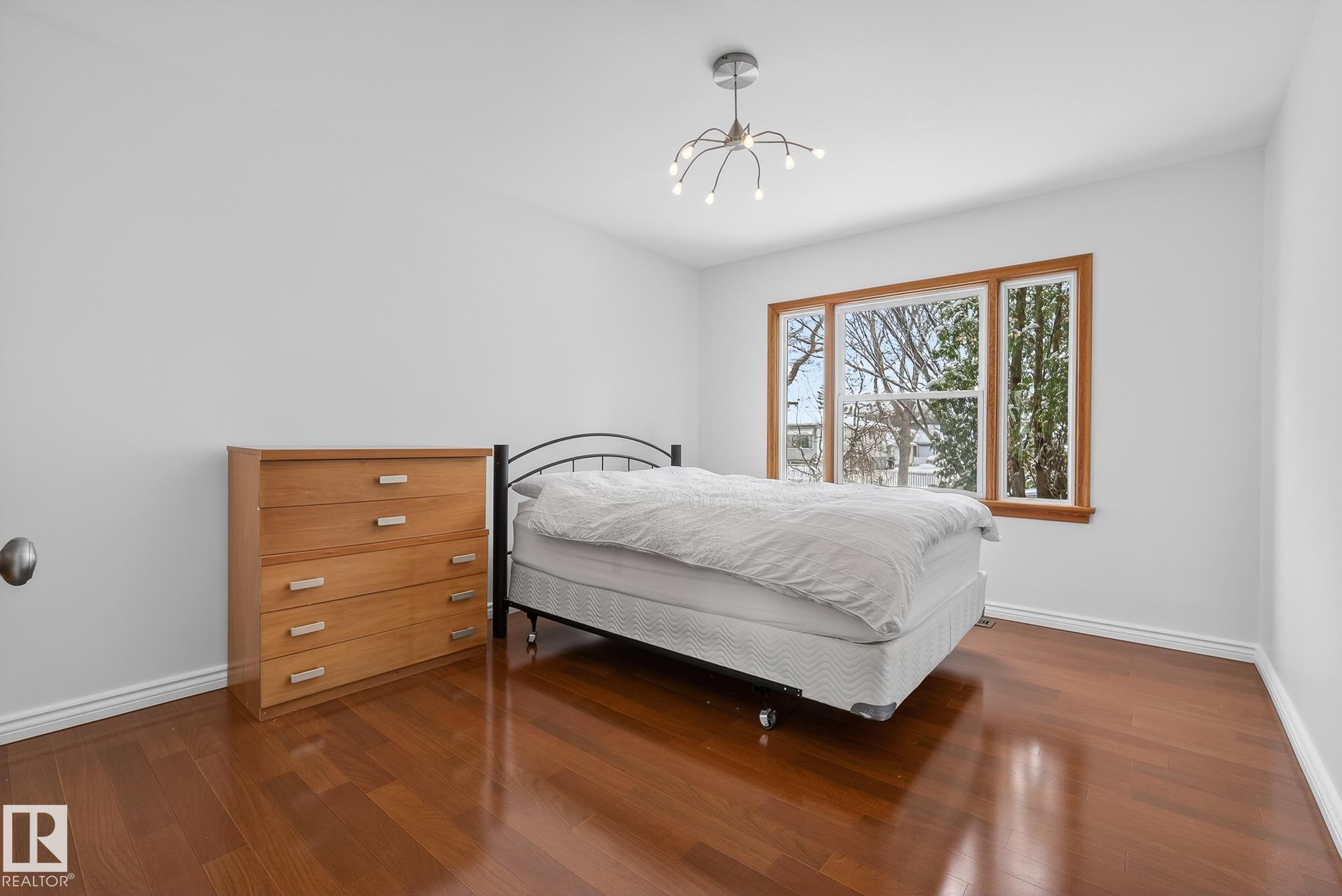 Photo 19 at 10336 80 Street NW, Forest Heights, Edmonton