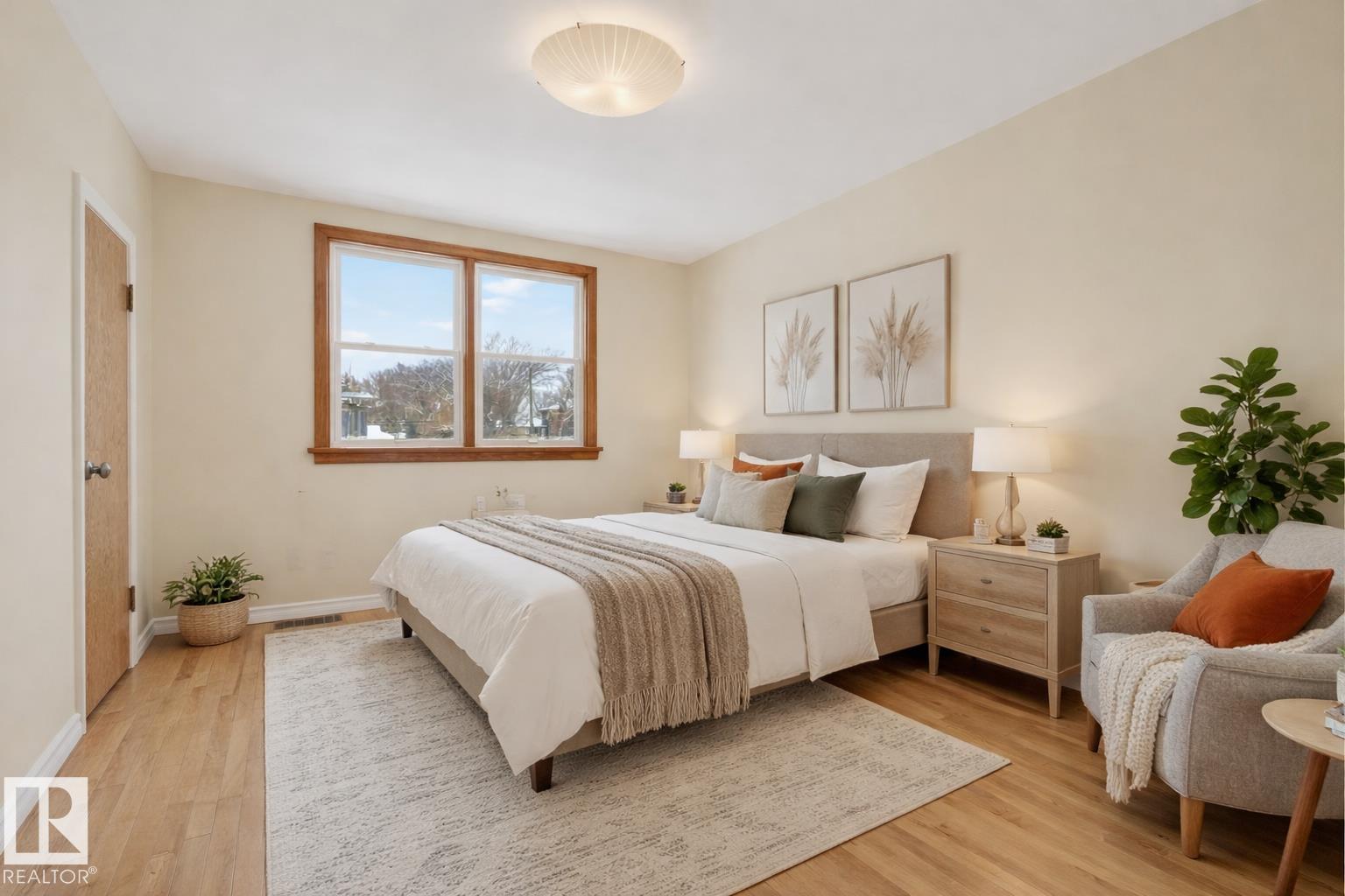 Photo 30 at 10336 80 Street NW, Forest Heights, Edmonton