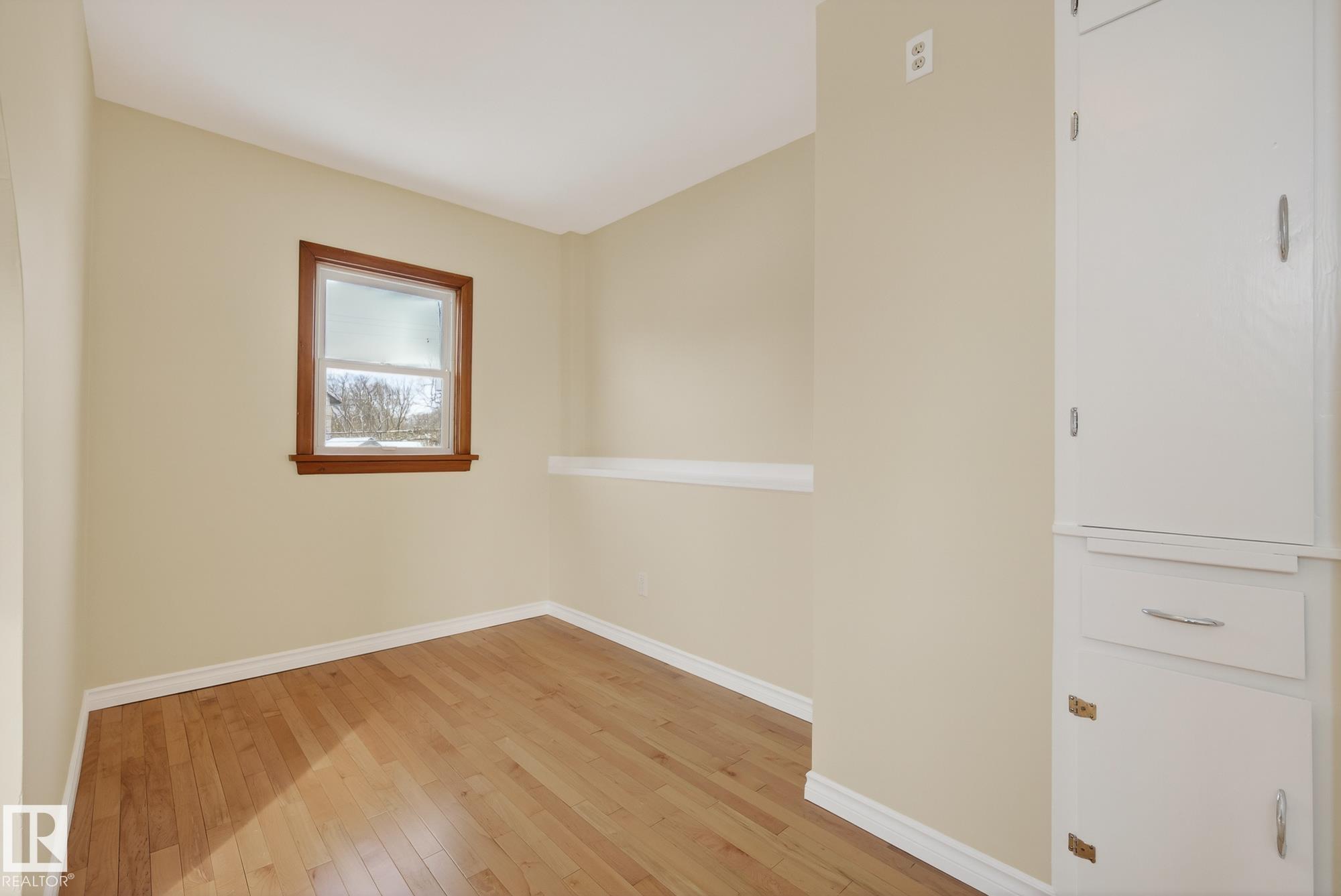 Photo 40 at 10336 80 Street NW, Forest Heights, Edmonton