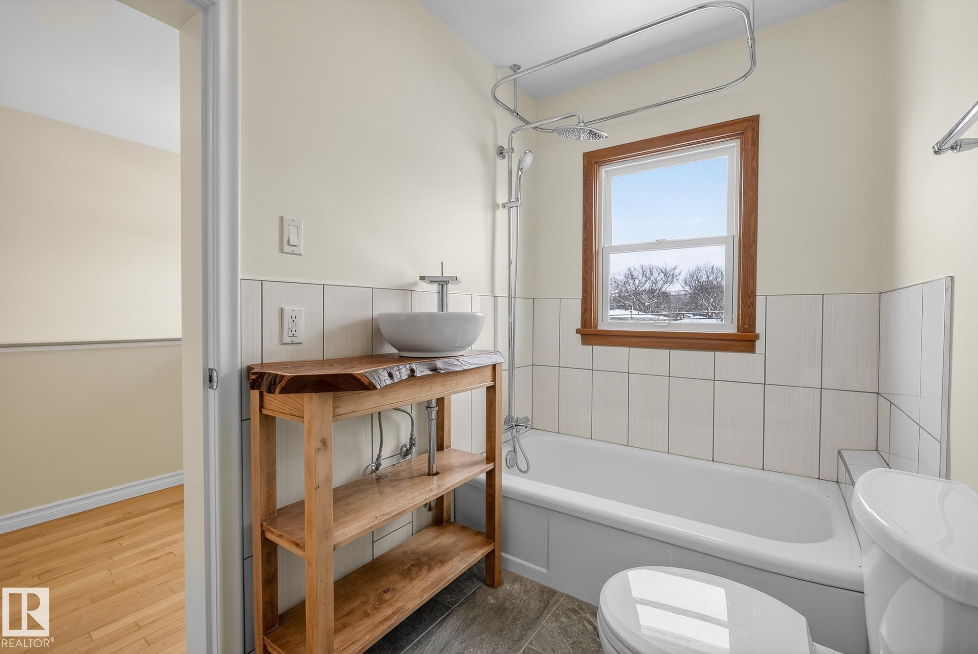 Photo 42 at 10336 80 Street NW, Forest Heights, Edmonton