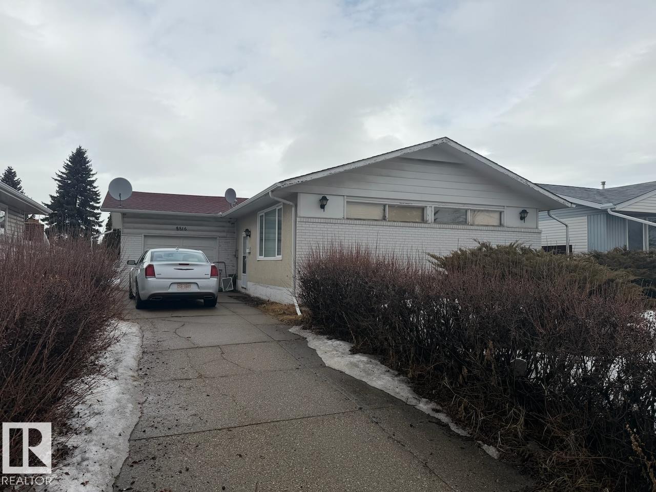 8816 137 Avenue NW, Northmount, Edmonton