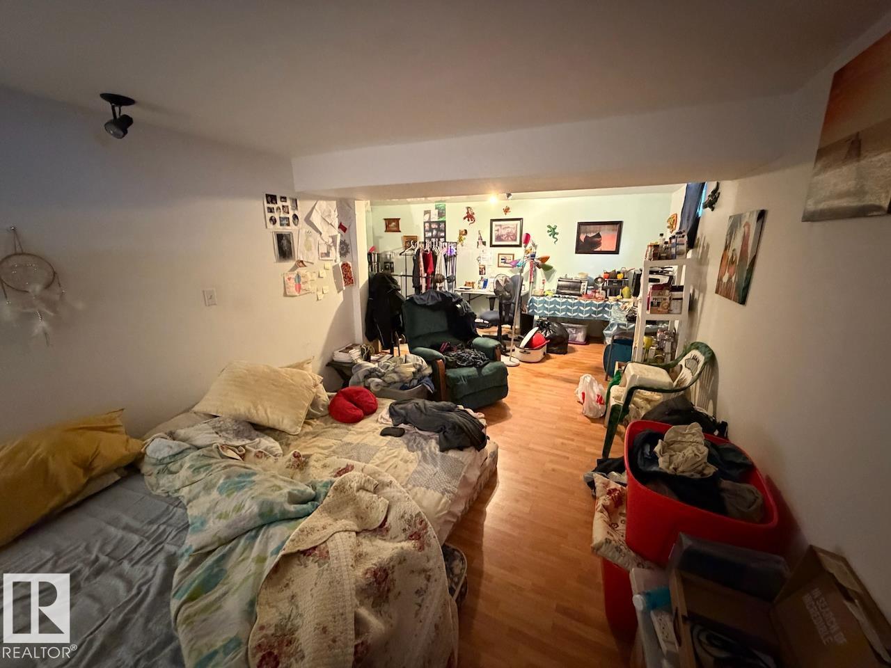 Photo 19 at 8816 137 Avenue NW, Northmount, Edmonton