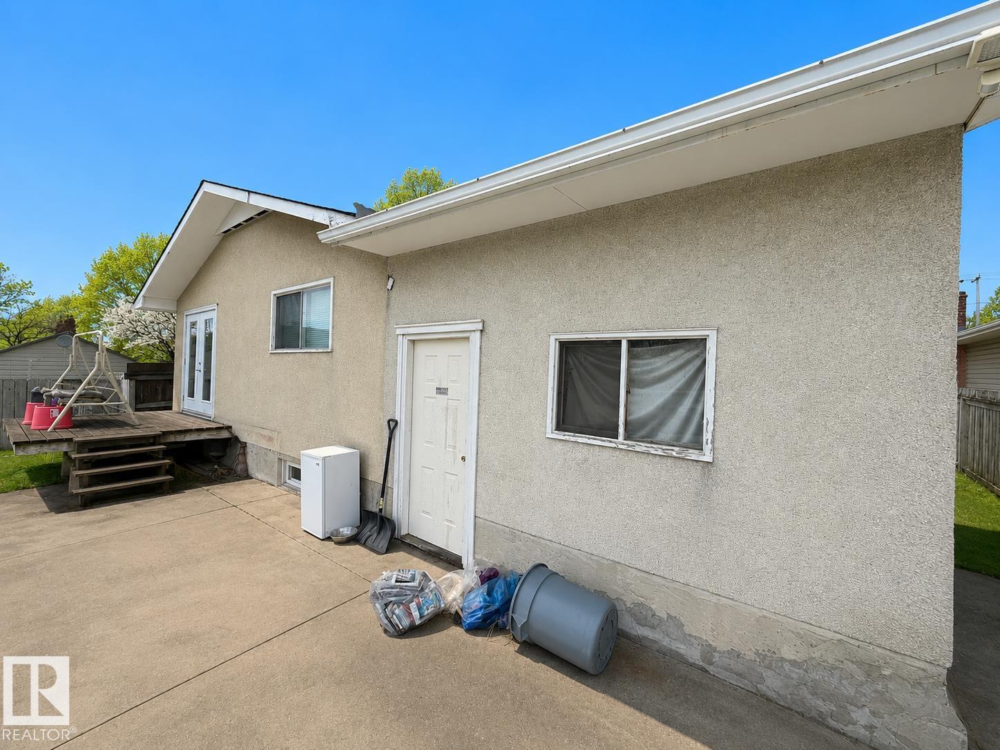 https://zimg.paragon.ice.com/ParagonImages/Property/PM/RAE/225392964/19/0/0/c05d2a507a5c90bbf85a586705ed3152/1/ac951f5a0c653cb2031c746152830f54/225392964-094e087e-f727-4af5-b9c0-397137099423.JPG