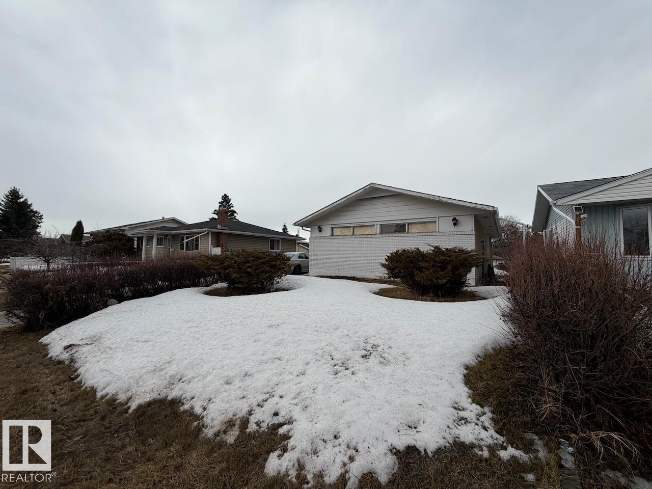 Photo 27 at 8816 137 Avenue NW, Northmount, Edmonton