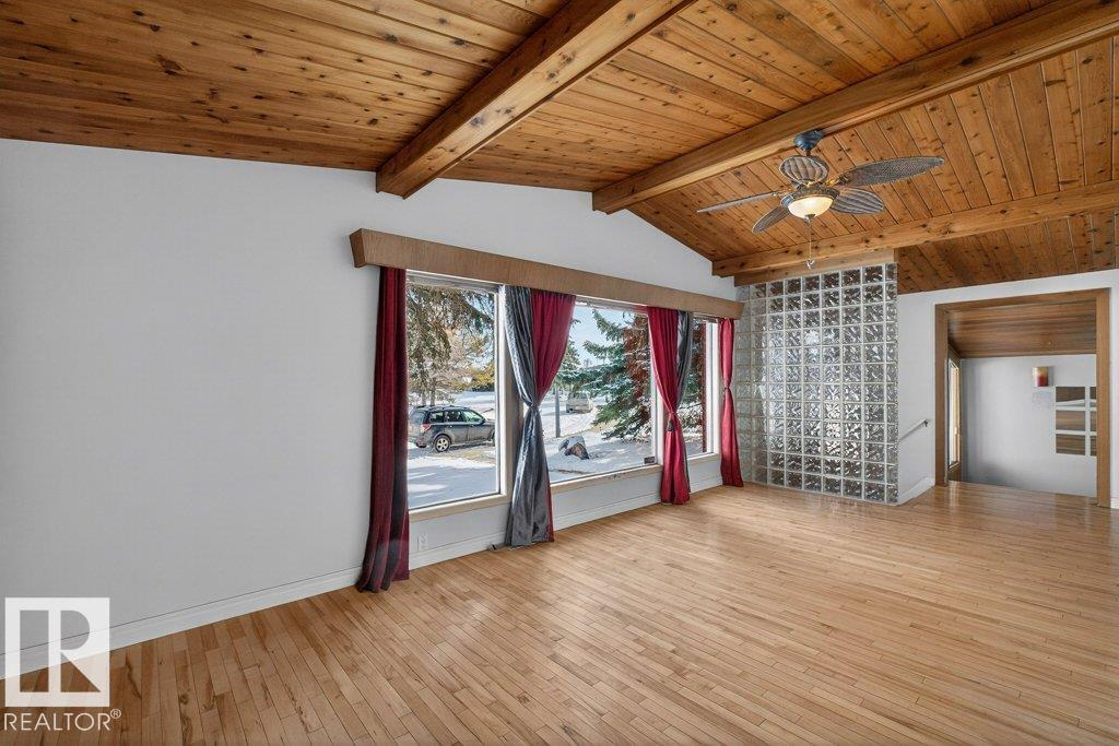 Photo 13 at 10316 42 Street E NW, Gold Bar, Edmonton