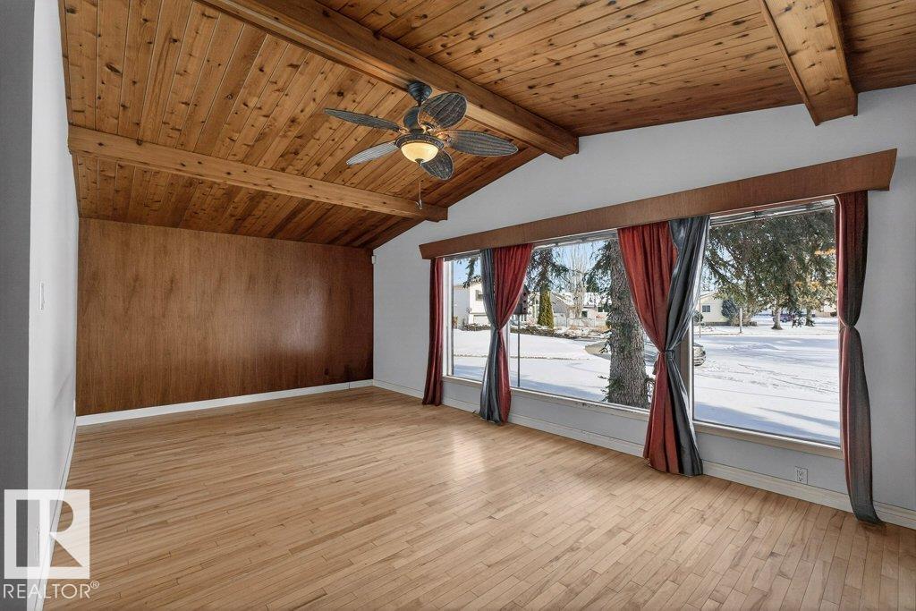 Photo 14 at 10316 42 Street E NW, Gold Bar, Edmonton