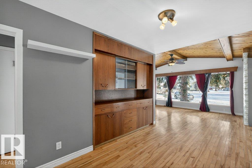 Photo 16 at 10316 42 Street E NW, Gold Bar, Edmonton