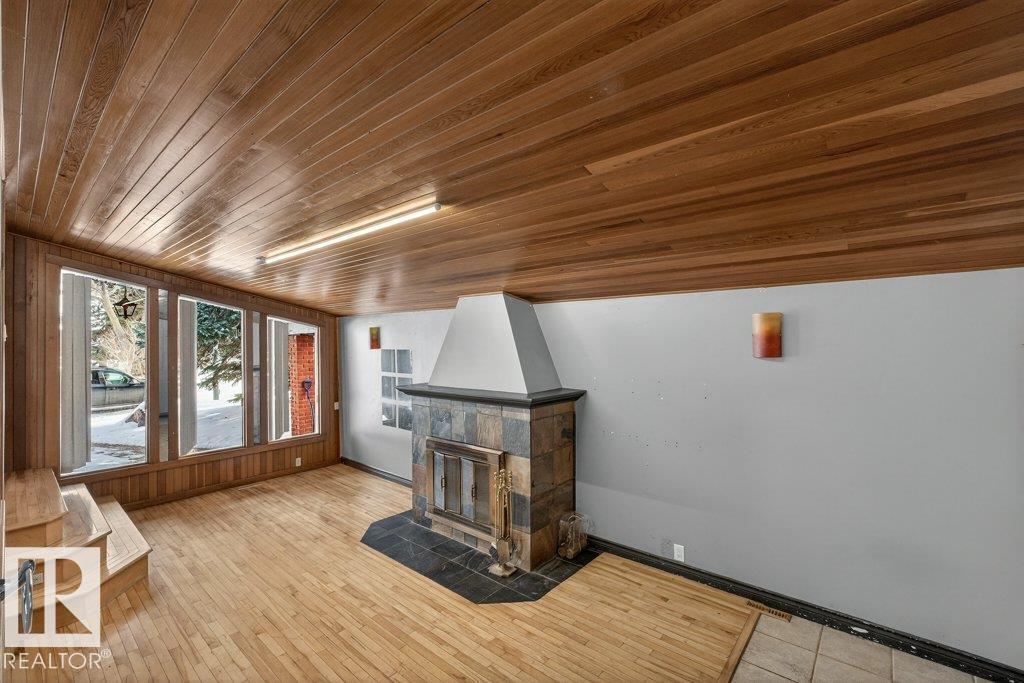 Photo 22 at 10316 42 Street E NW, Gold Bar, Edmonton