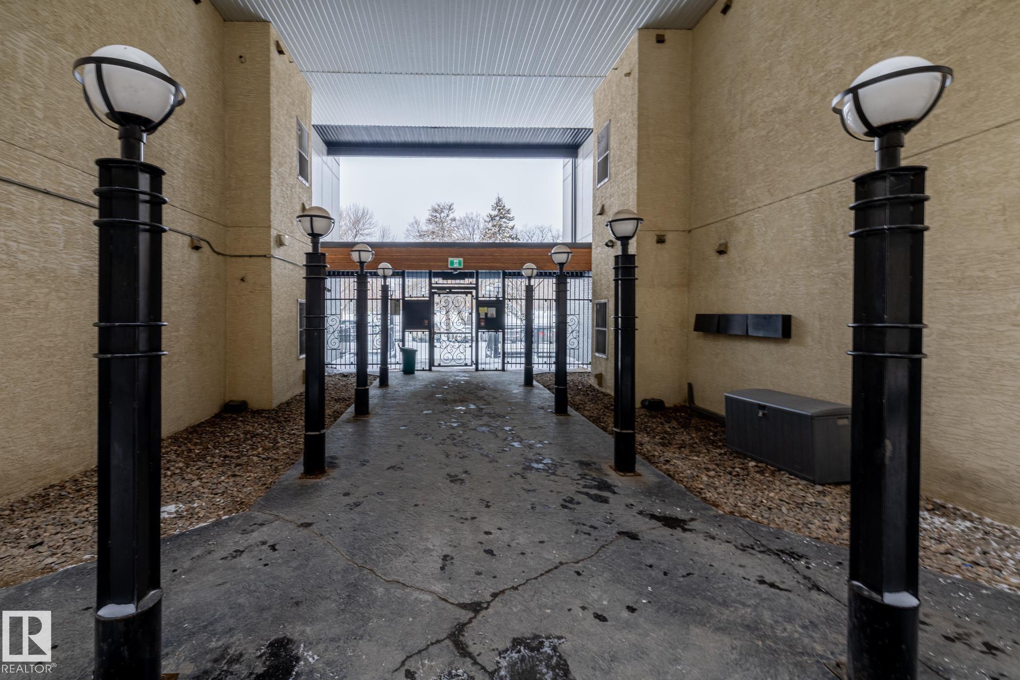 114 - 10531 117 Street NW, Queen Mary Park, Edmonton