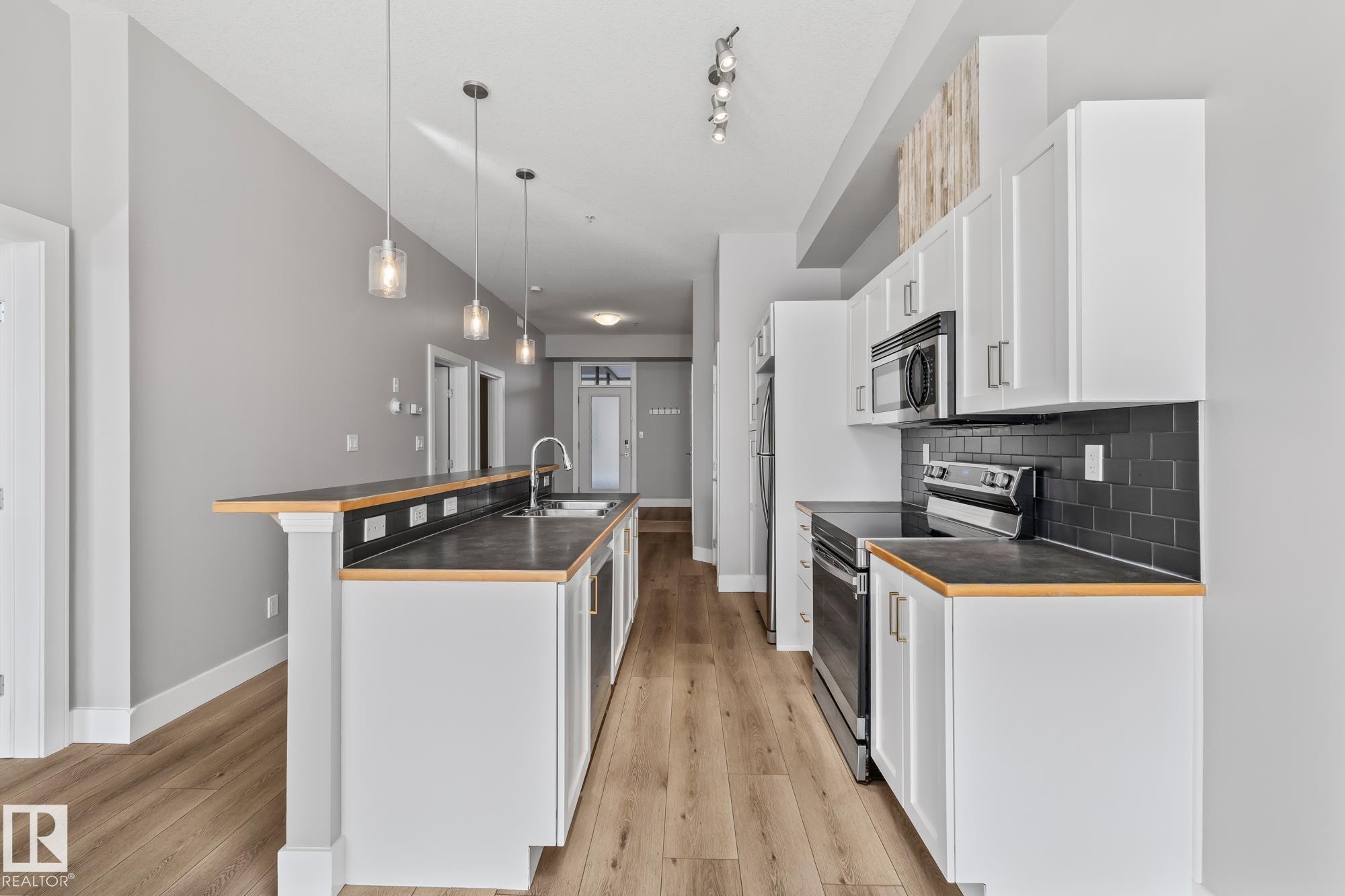 Photo 9 at 114 - 10531 117 Street NW, Queen Mary Park, Edmonton