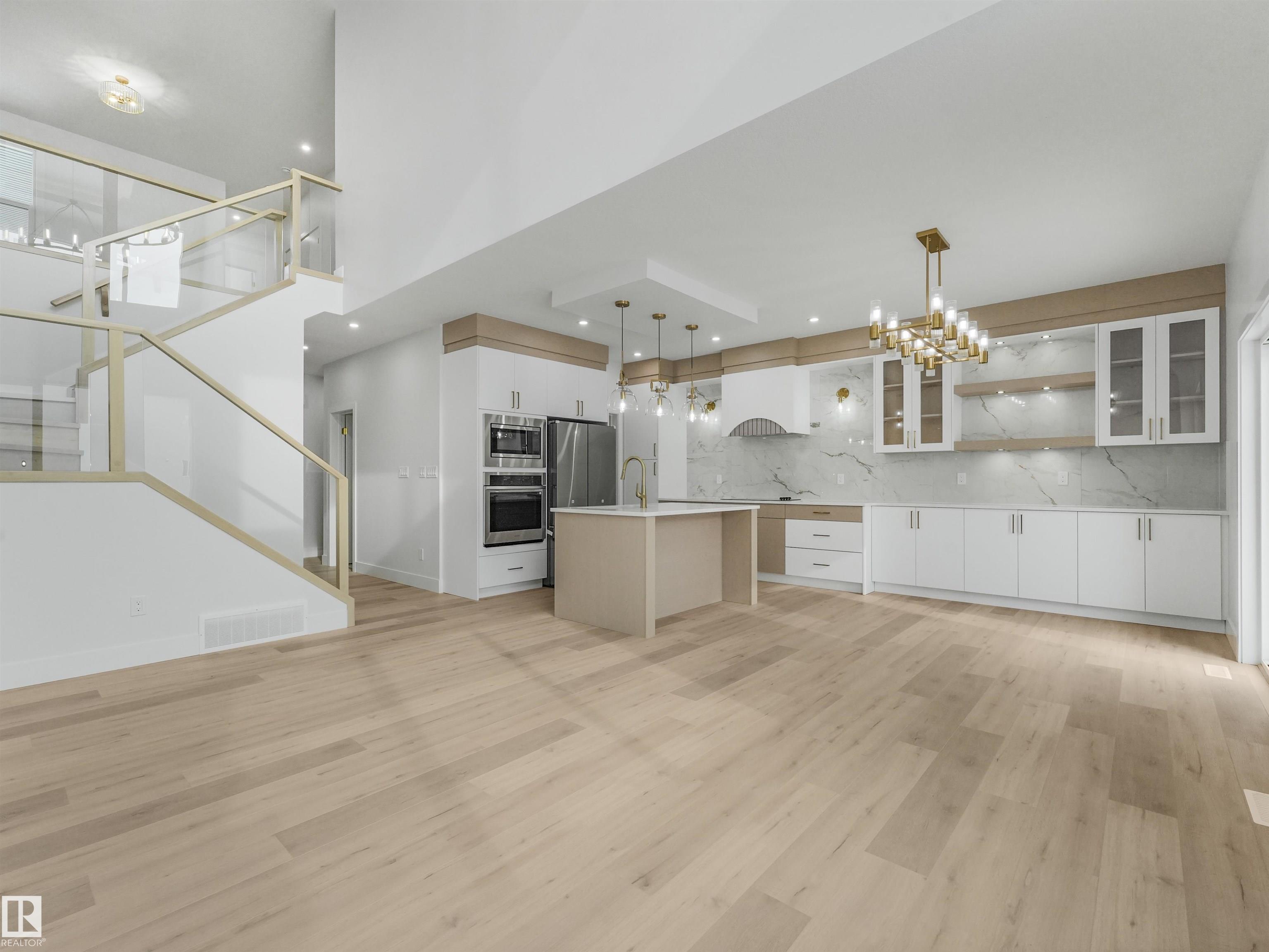 Photo 7 at 42 Ravenshire Wynd, Hillshire, Sherwood Park